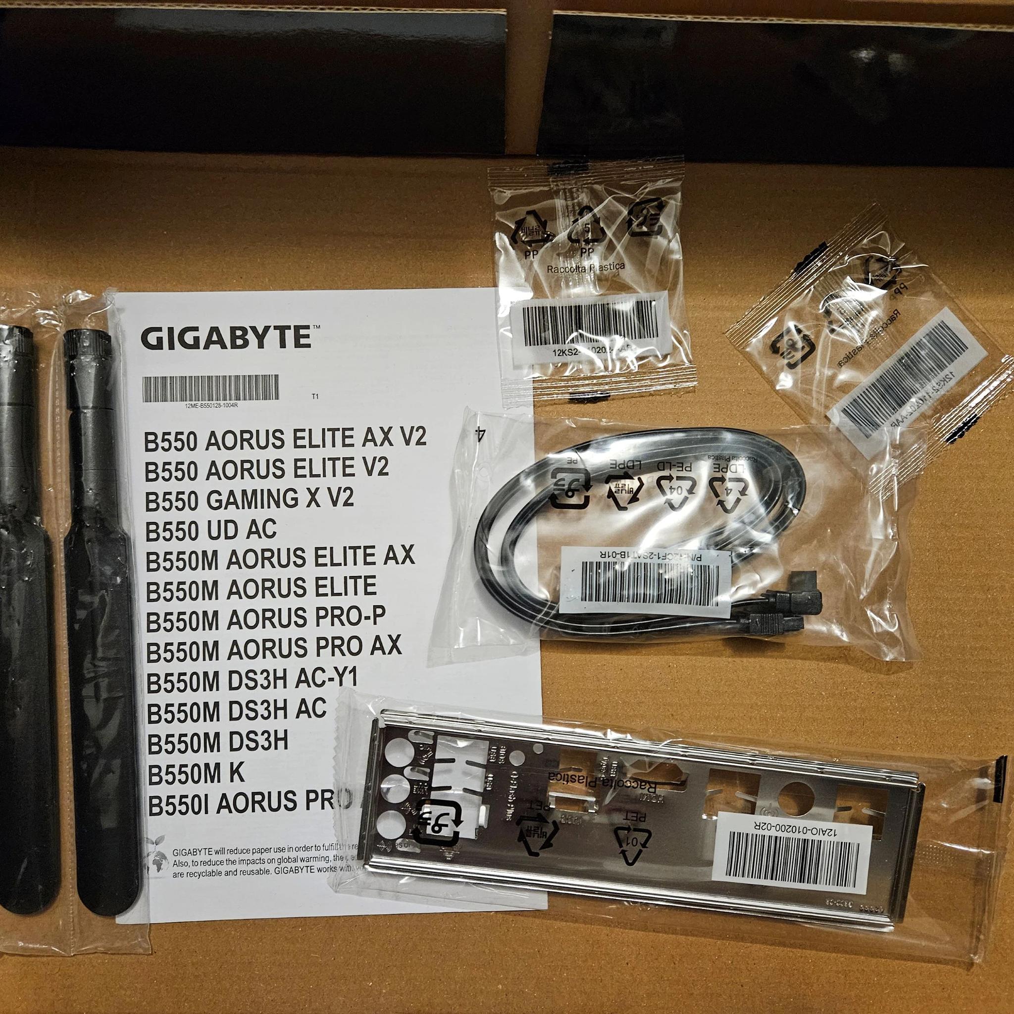 Gigabyte B550 UC AD Wifi AM4 - New