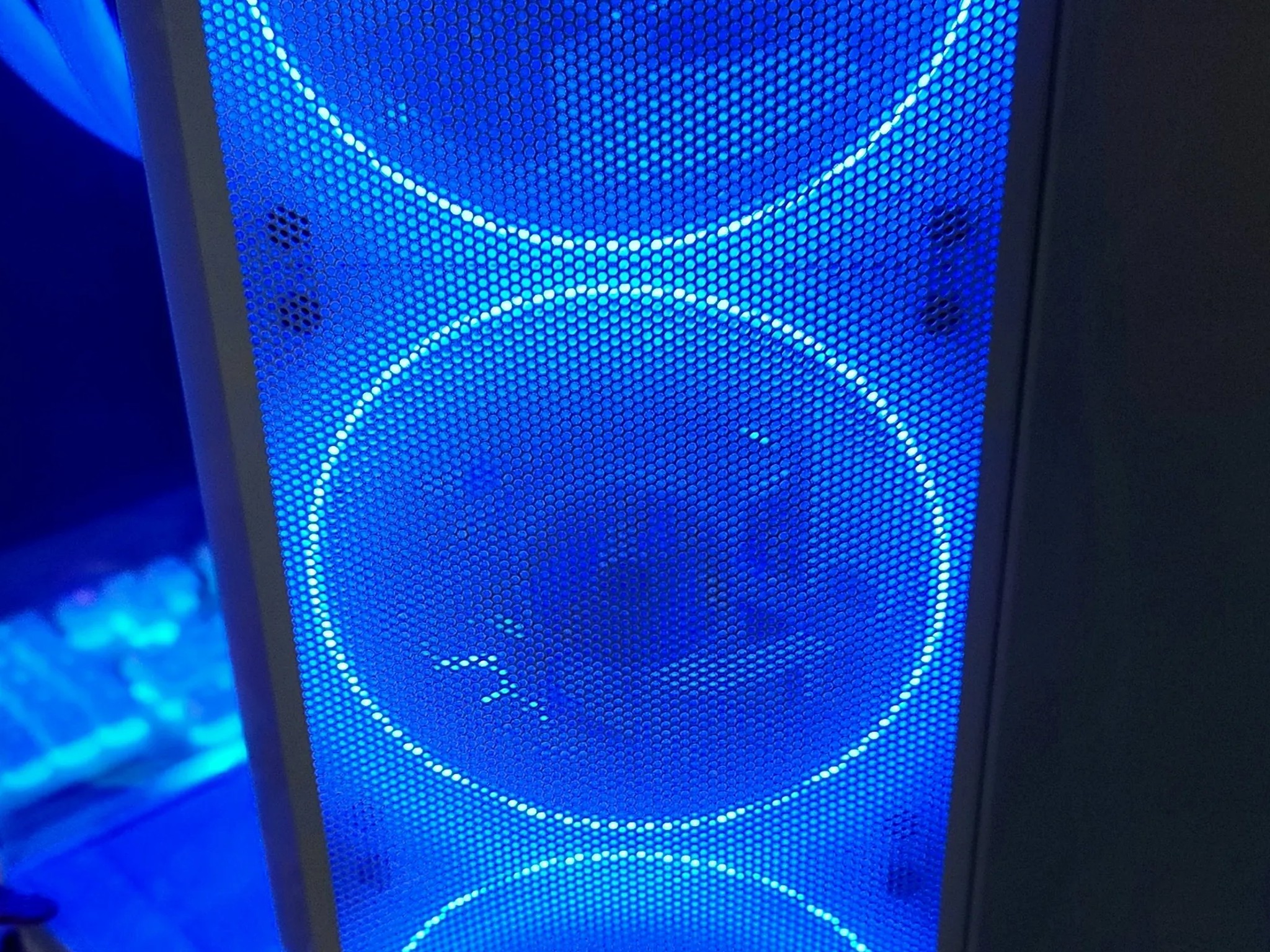 Sakura!  i7 12700k, Yeston RX 6800XT, 32Gb DDR5, 360 AIO, WiFi/BT/Ethernet, Z690