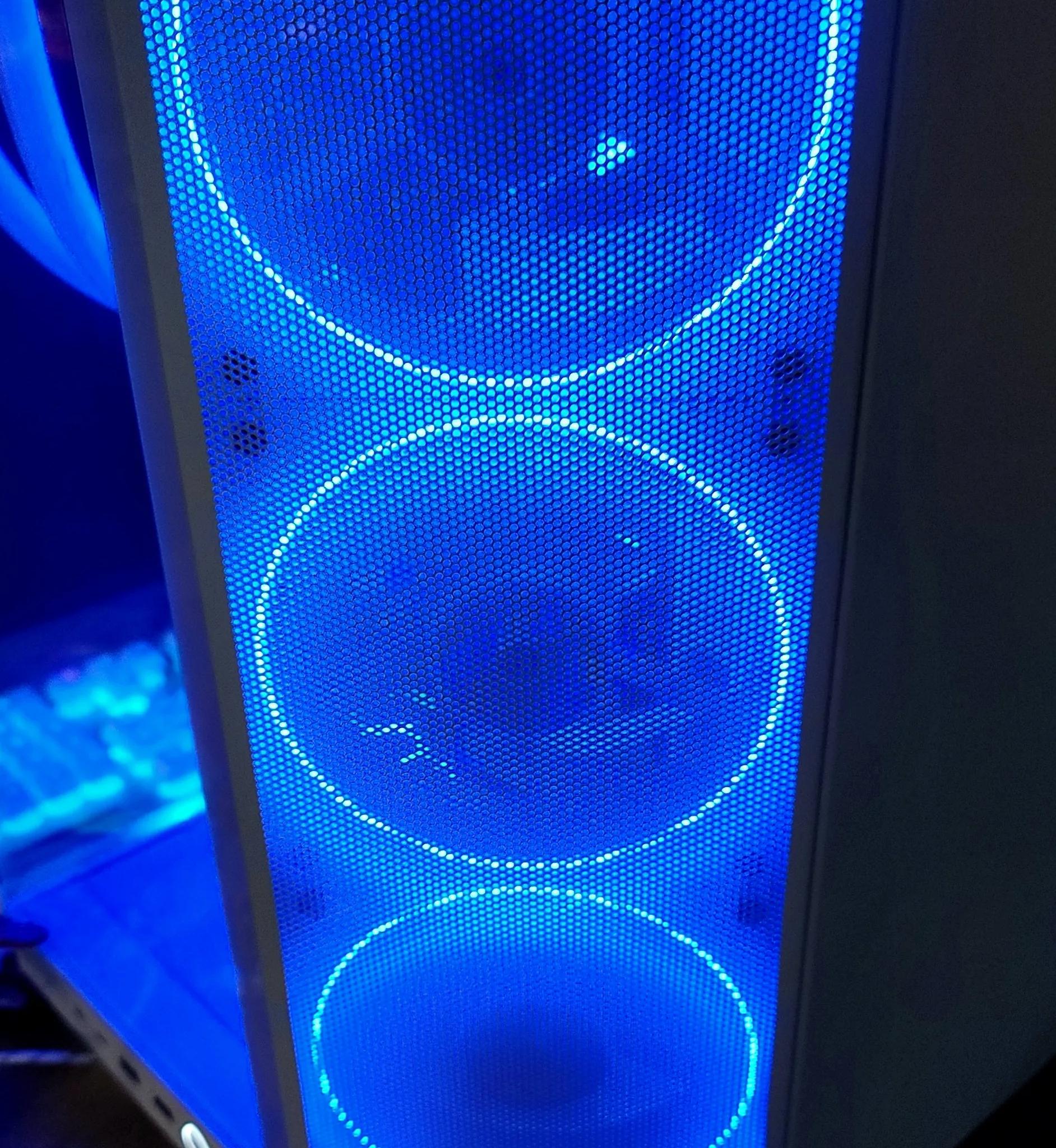 Sakura!  i7 12700k, Yeston RX 6800XT, 32Gb DDR5, 360 AIO, WiFi/BT/Ethernet, Z690