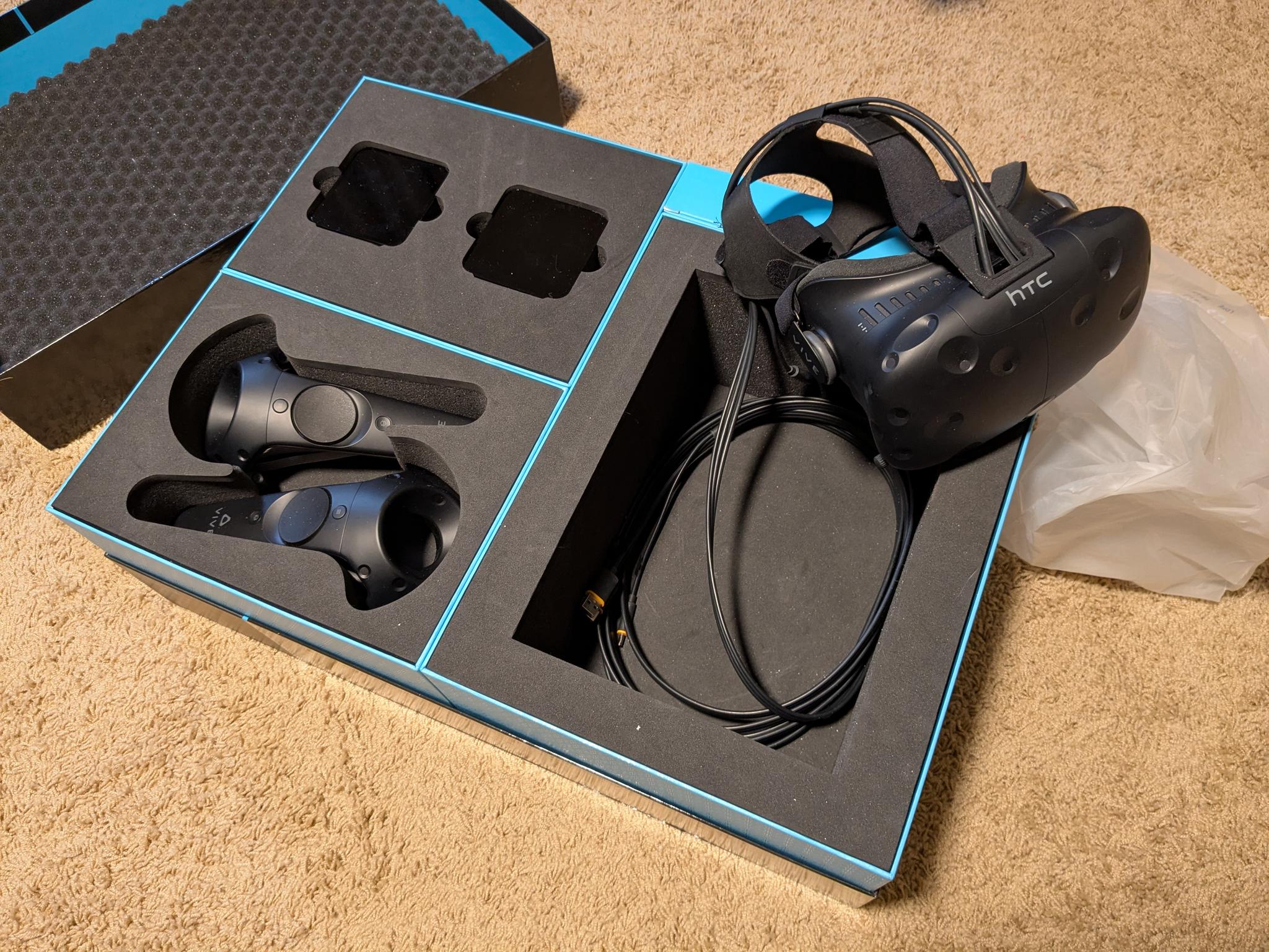 HTC Vive Full Kit - HMD, Original Box, and all parts
