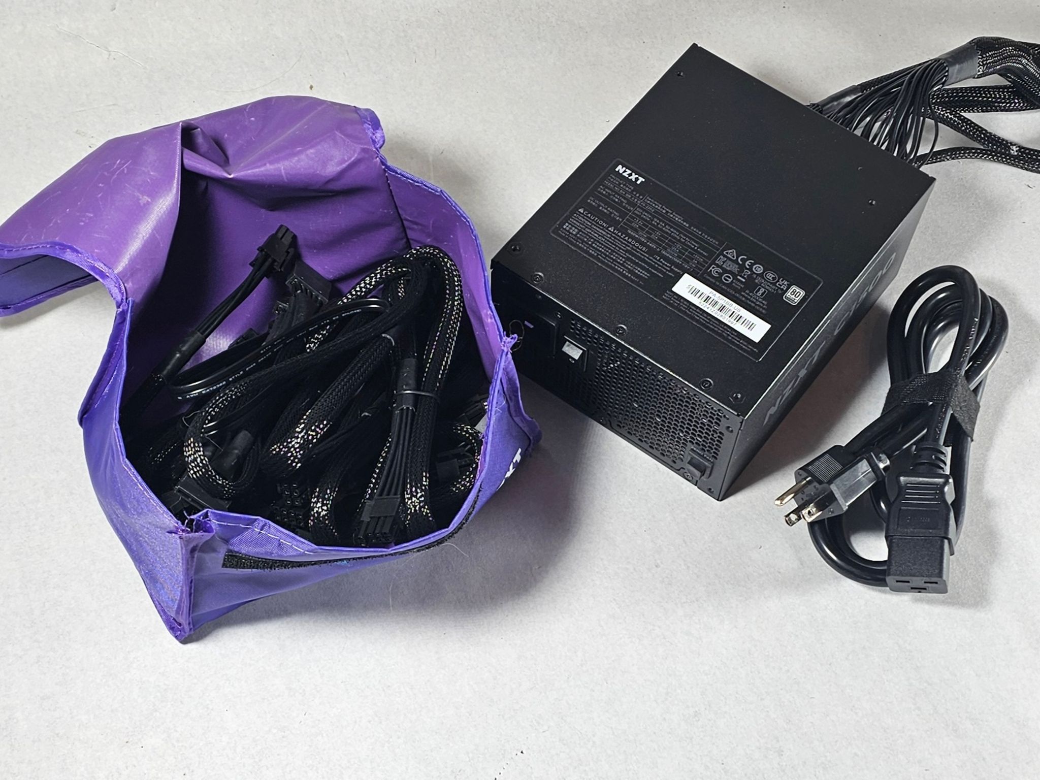 1500 Watt PSU NZXT C1500 1500W Power Supply