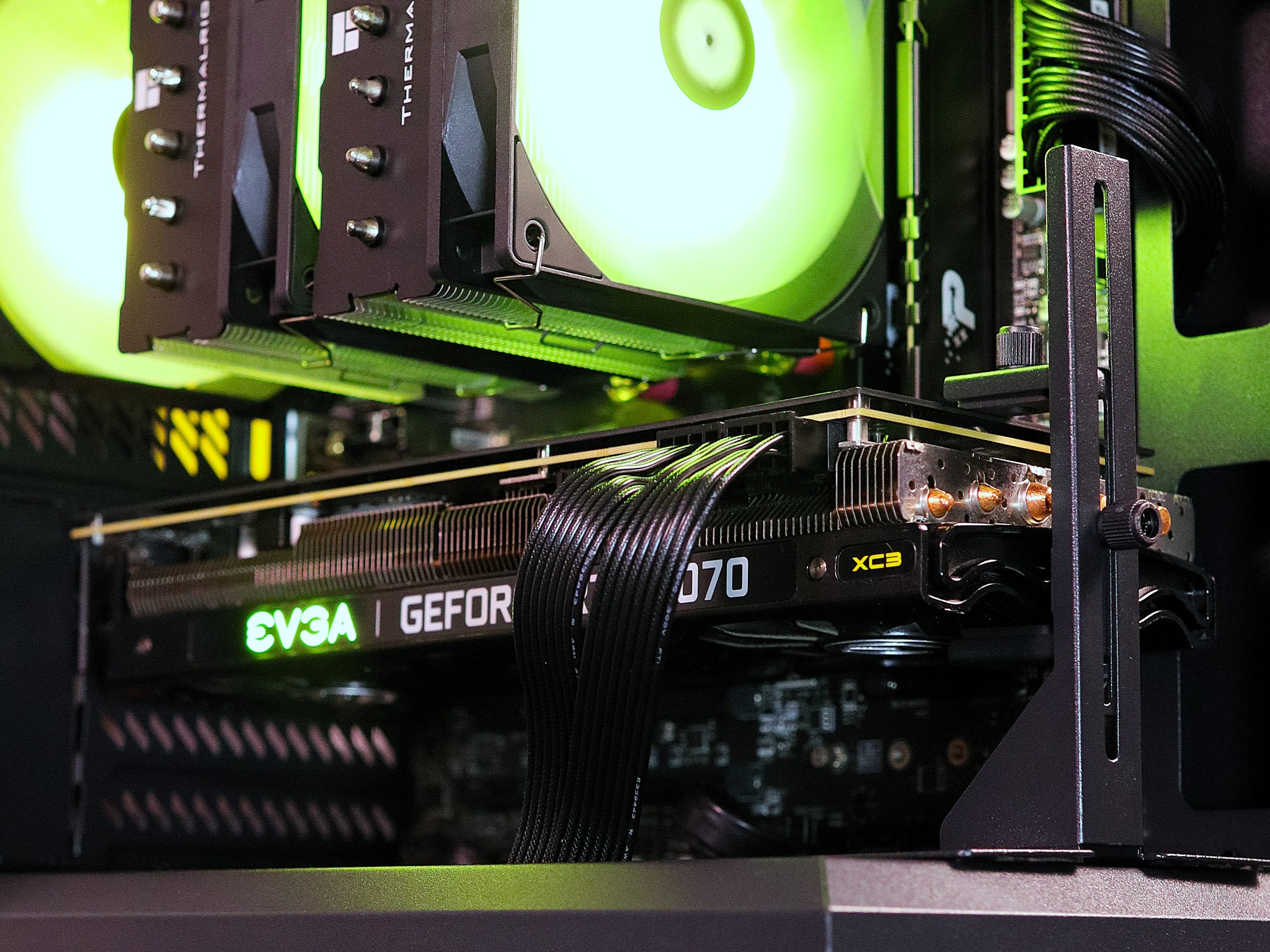 👤Emerald Shadow💍| Ryzen 7 3800X | RTX 3070 | 32GB DDR4 | 1TB NVMe |