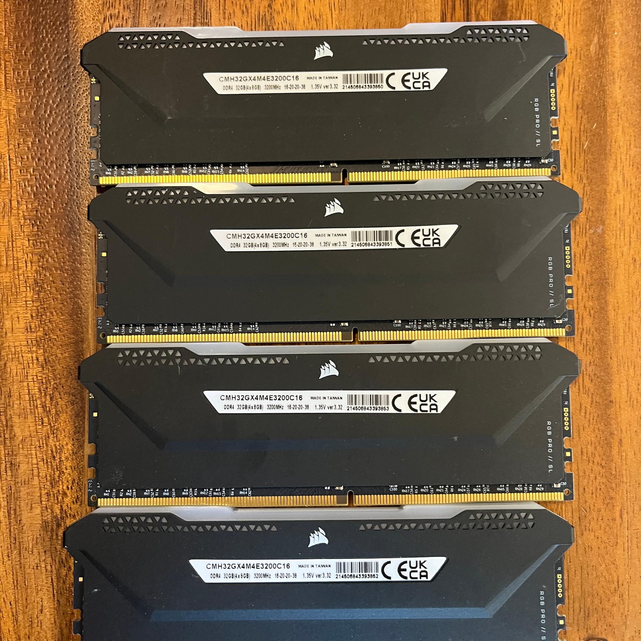 Corsair Vengeance RGB Pro SL 32GB (4 x 8GB) PC4-25600 (DDR4-3200) Memory