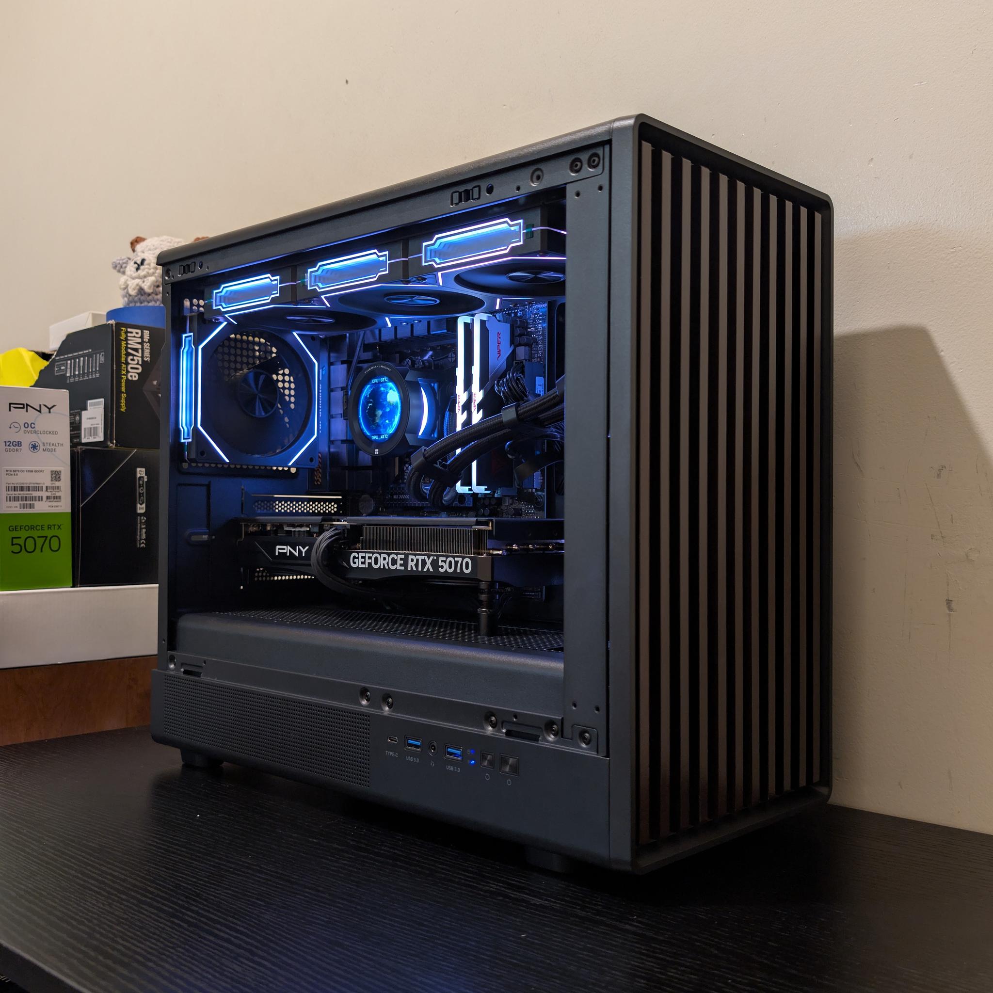 🔥🪵 1440p Gaming Beast | RTX 5070 | Ryzen 7600X | 2TB SSD | 32GB RAM | WiFi 6 & Bluetooth 🪵🔥