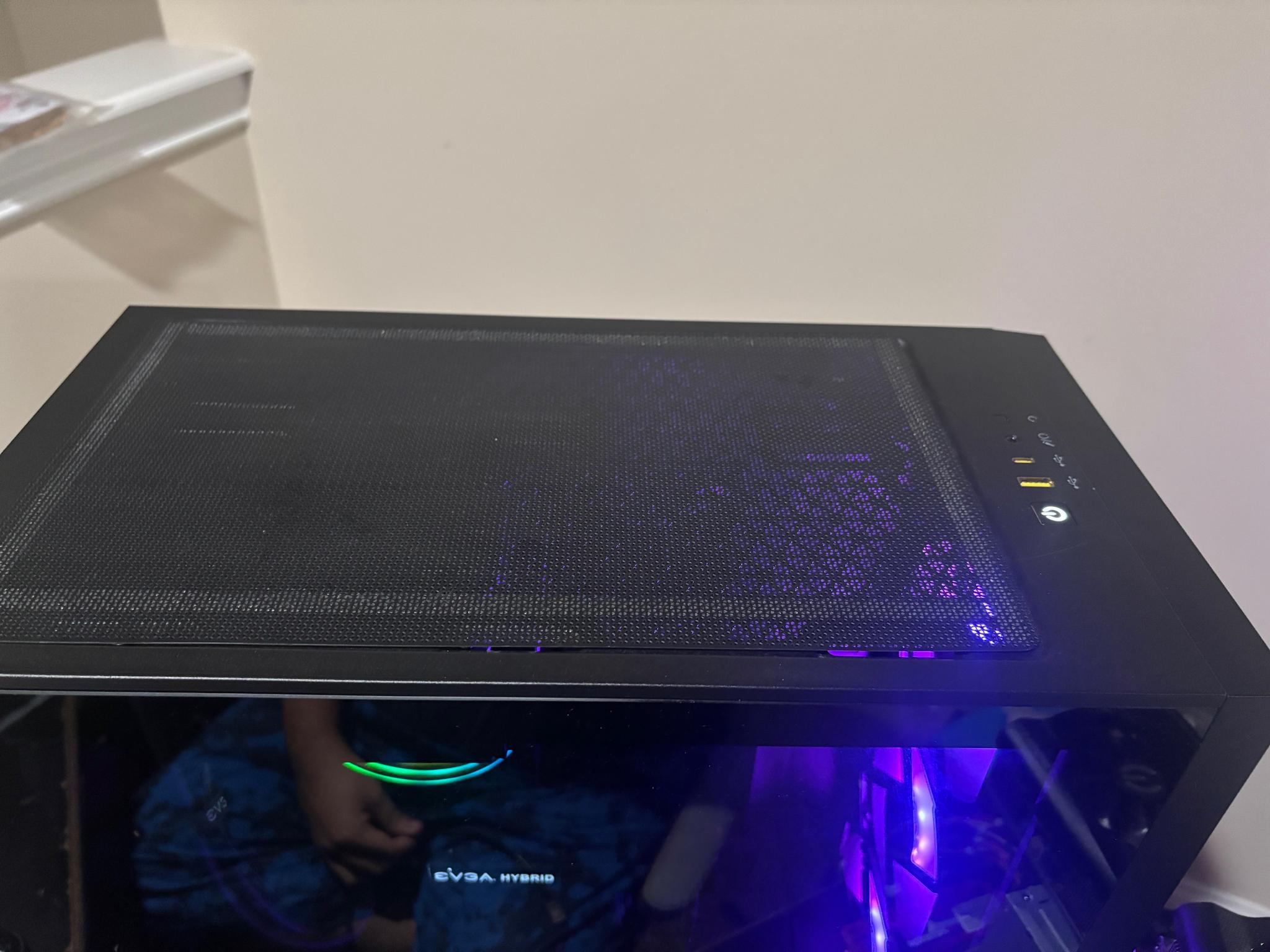 Gaming PC Ryzen 7 3700X | 1080 TI | 16GB Ram | 512GB SSD