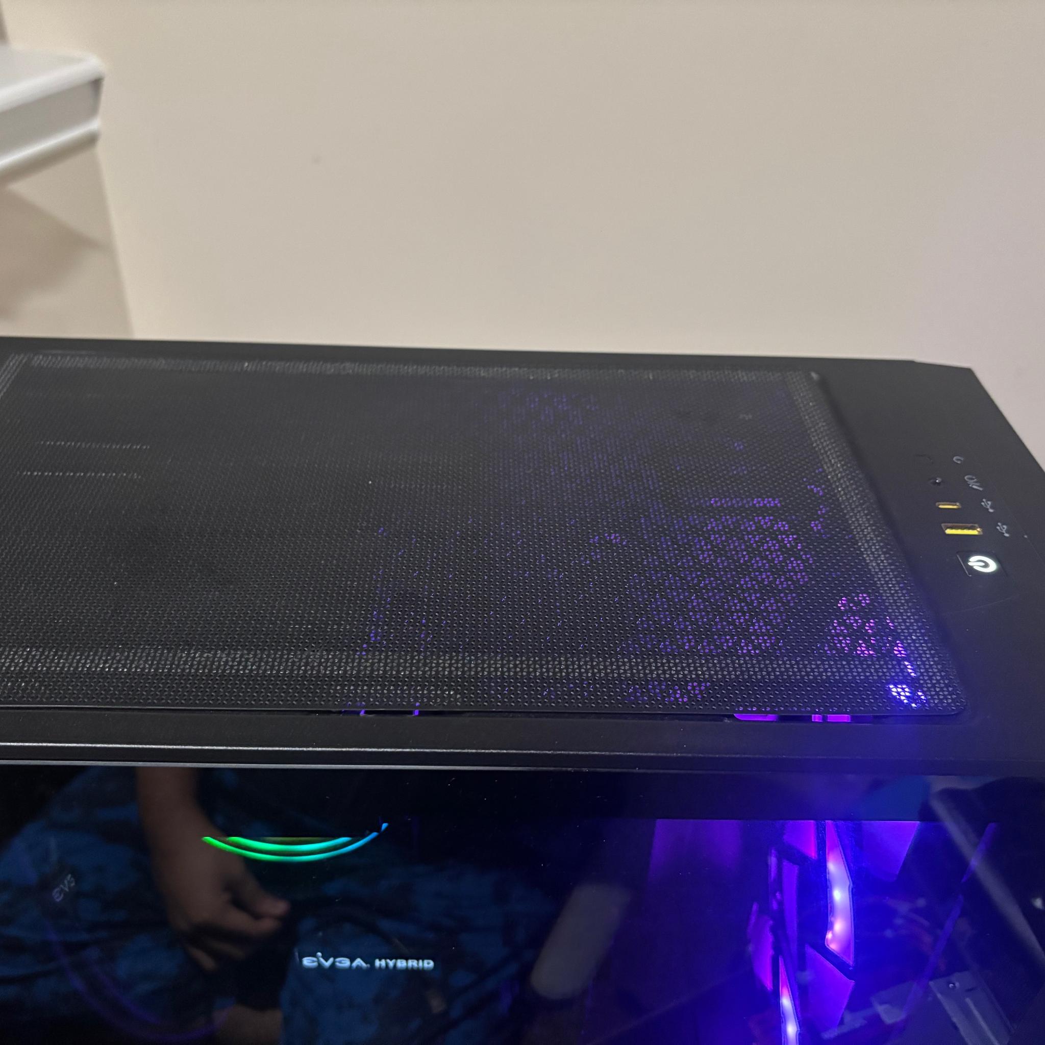Gaming PC Ryzen 7 3700X | 1080 TI | 16GB Ram | 512GB SSD