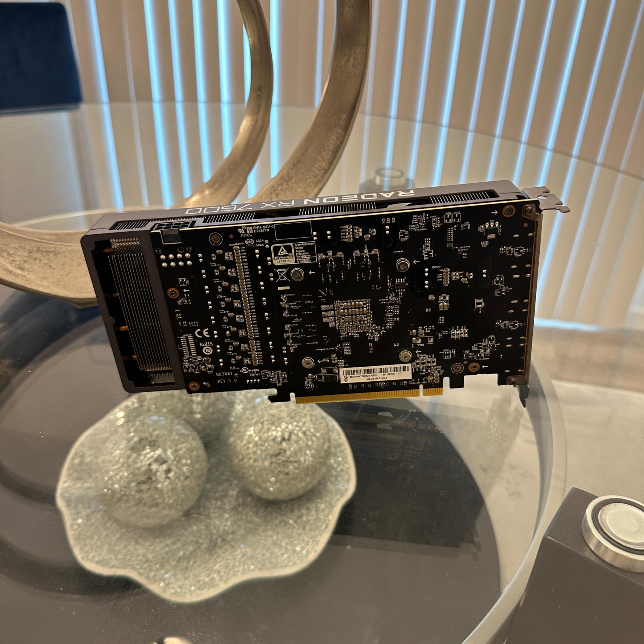 Lenovo Radeon RX 7600