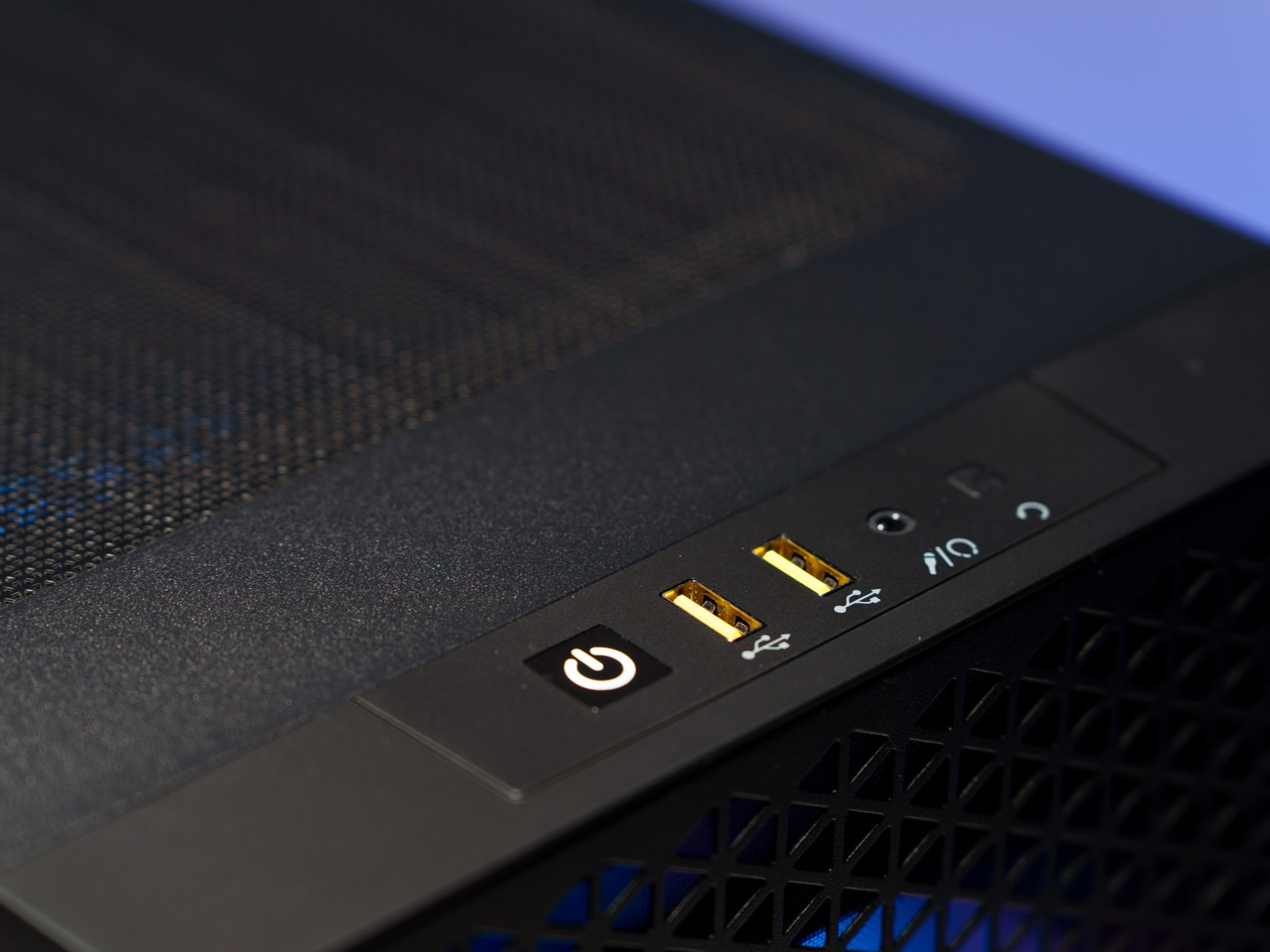 5500X3D + RTX 4070 Gaming PC | 32GB DDR4 | 1TB Gen4 NVMe | 240mm AIO | 850W Gold | Win 11 Pro