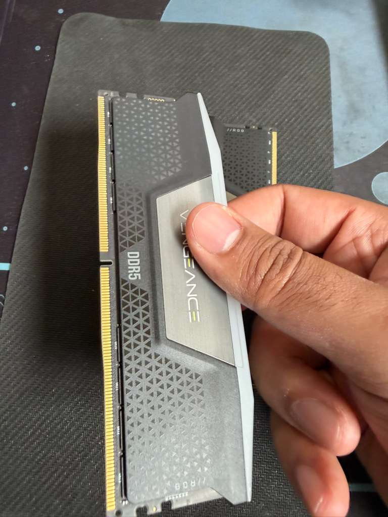 Corsair Vengeance RGB 64GB (2×32GB) DDR5-6000 CL30 — On Sale, Like New, Ready to Ship!