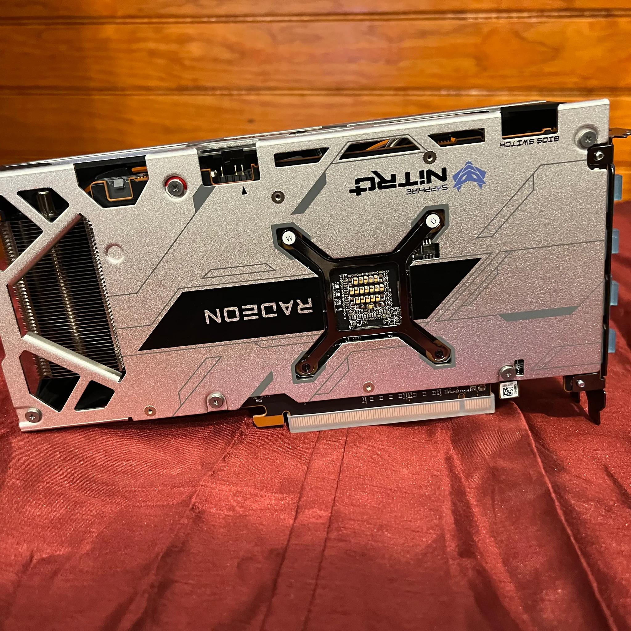 Sapphire Nitro+ RX 6600XT