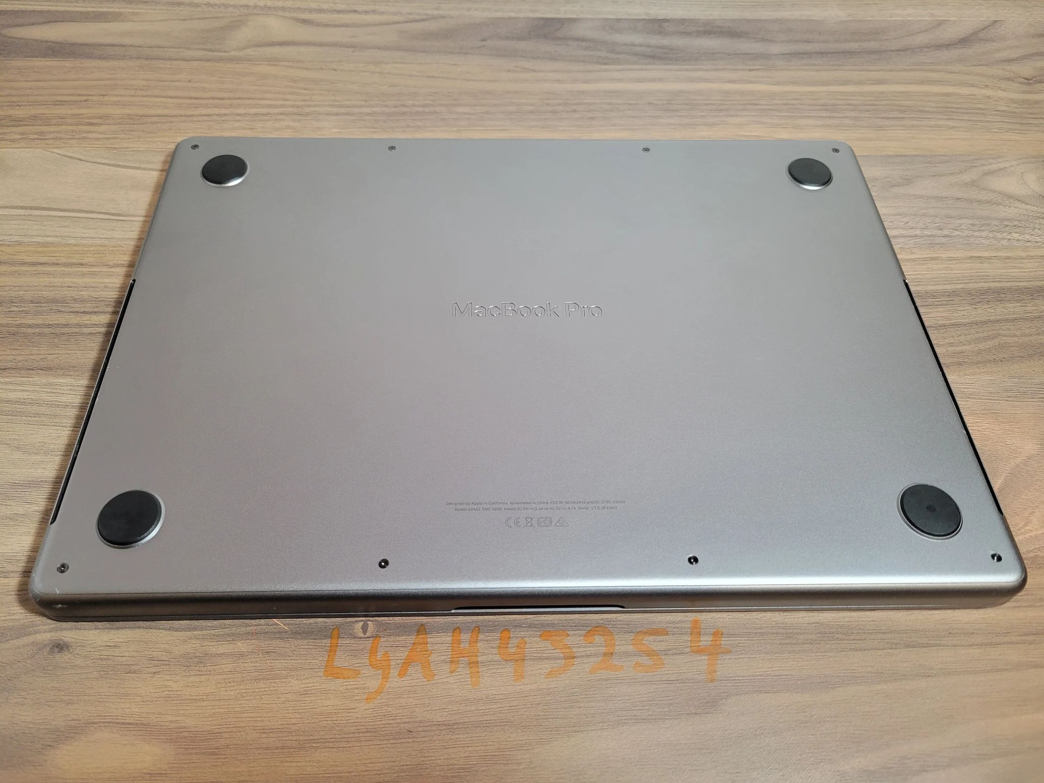 Apple Macbook Pro 2021 14 inch Laptop-M1 Pro 10 Core-1Tb-16Gb Ram