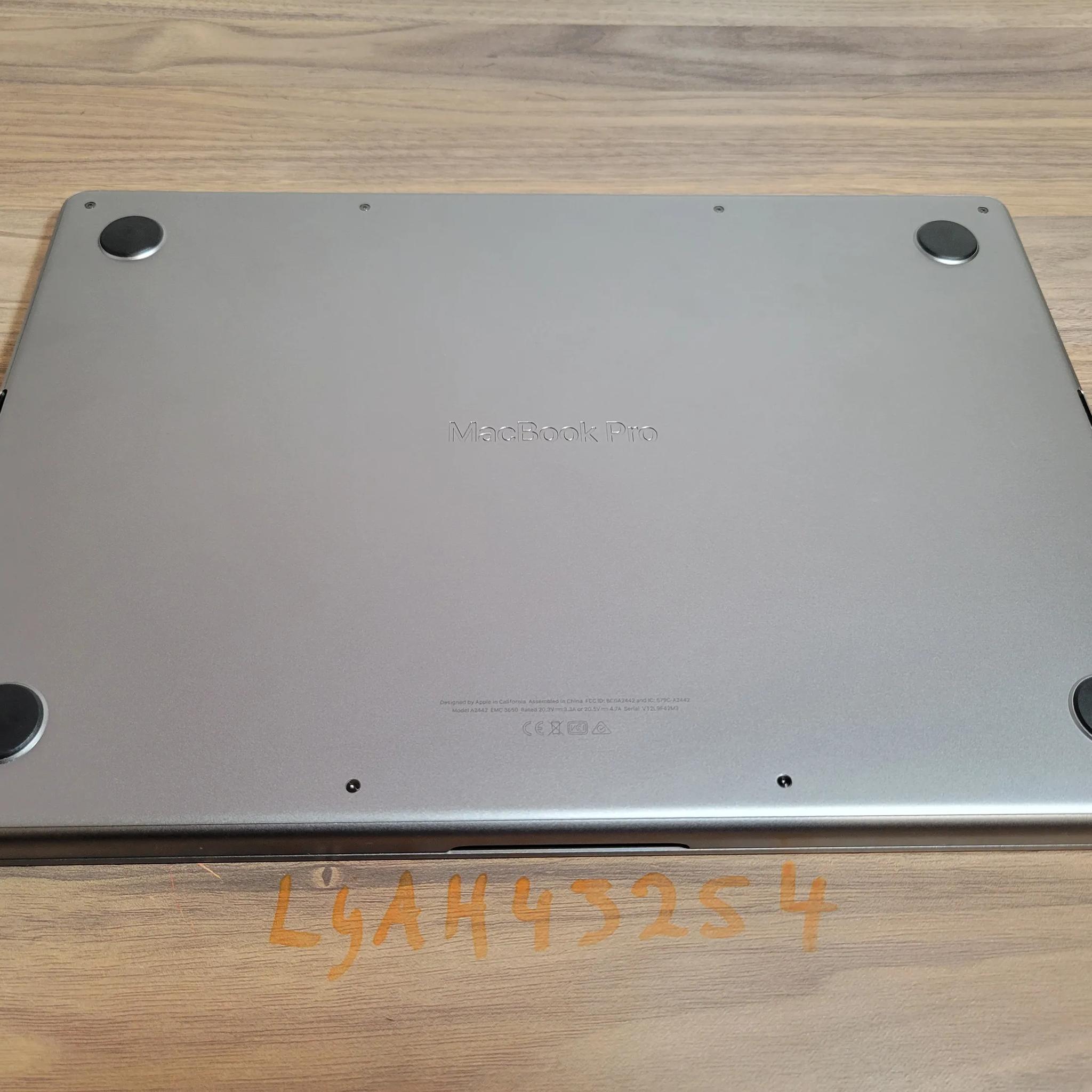 Apple Macbook Pro 2021 14 inch Laptop-M1 Pro 10 Core-1Tb-16Gb Ram