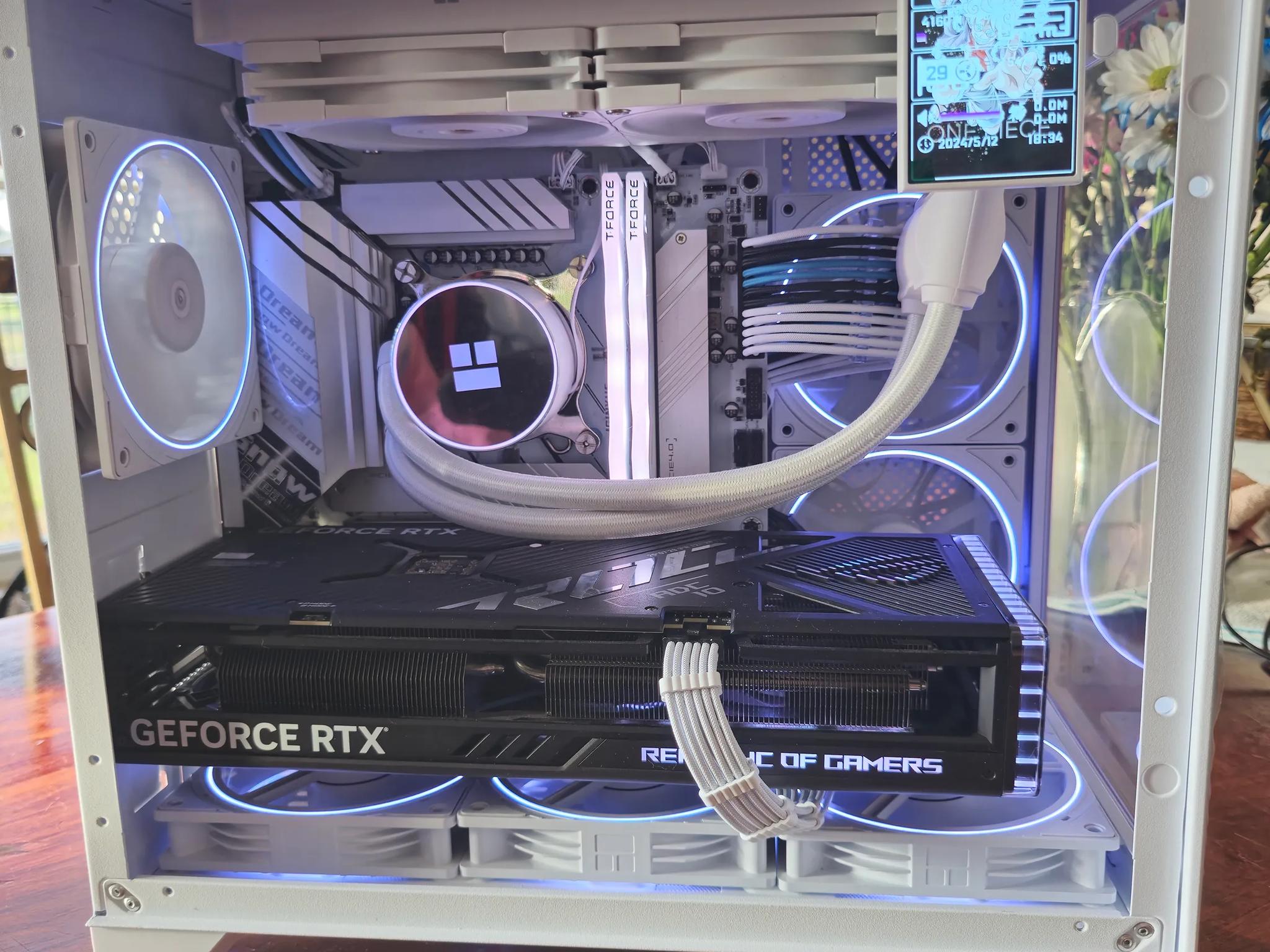 🧊Frostbyte v2🧊 Core i7 12700kf | Rog Strix Rtx 4070 ti | Lcd Screen Gaming pc