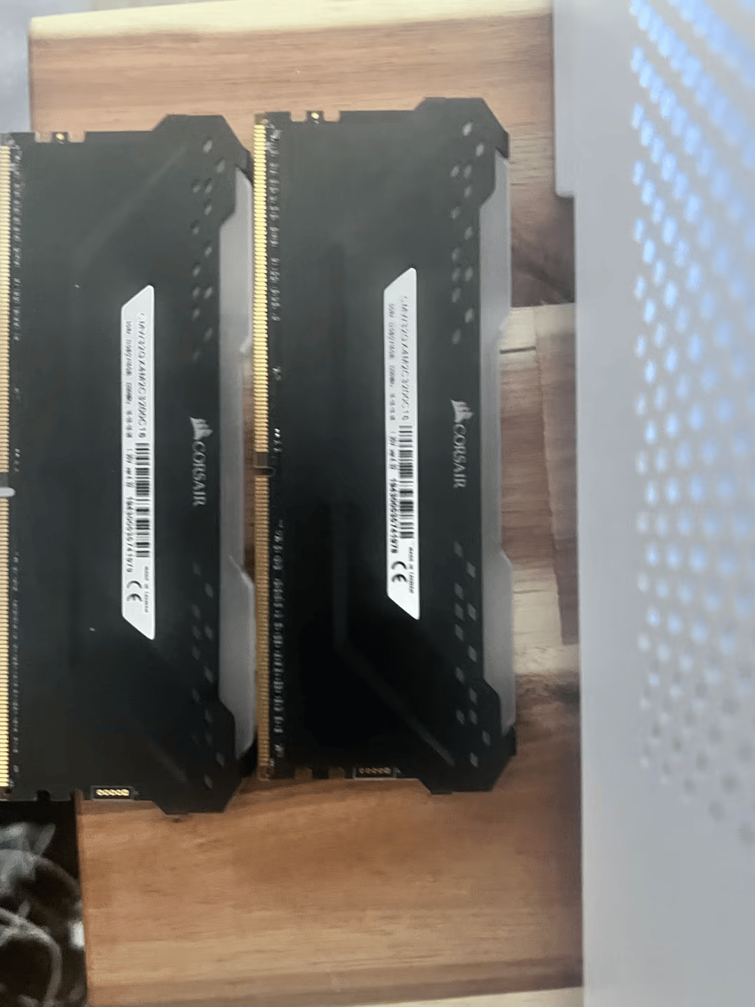 Corsair 32gbs 2x16 3200mhz c16