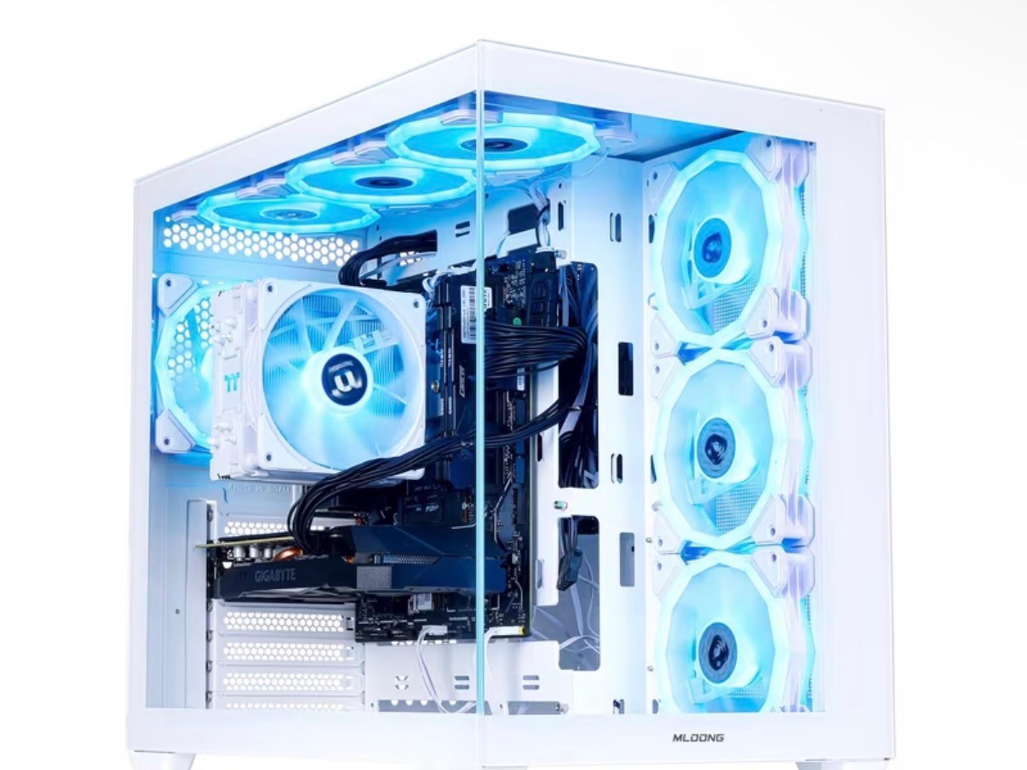 RX 6600 + Ryzen 5 5500 Custom Gaming PC