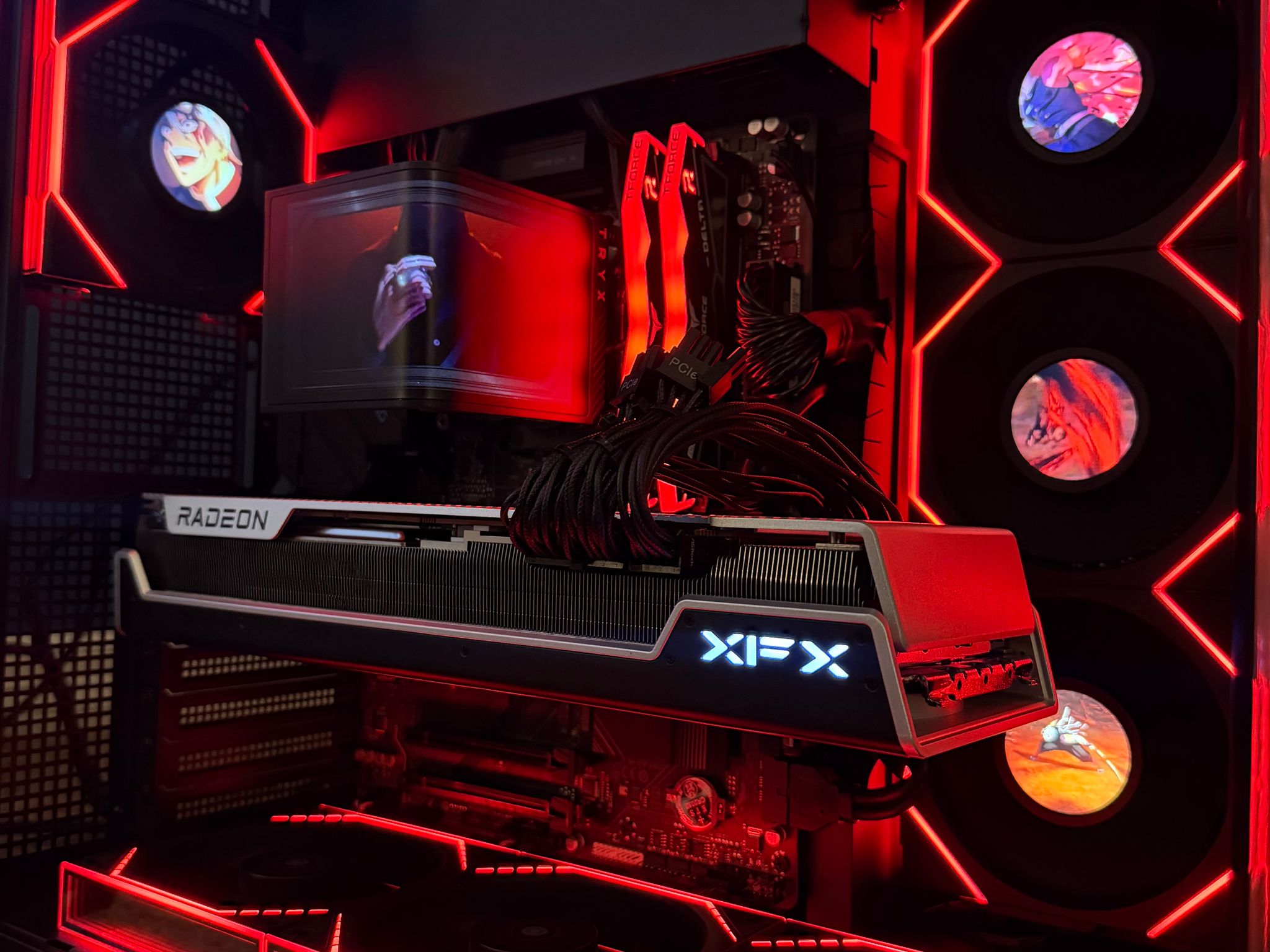 PREMIUM 4K GAMING PC | RYZEN 7 9800X3D | RX 7900 XTX 24GB | 32GB DDR5 | 5TB STORAGE | TRYX PANORAMA