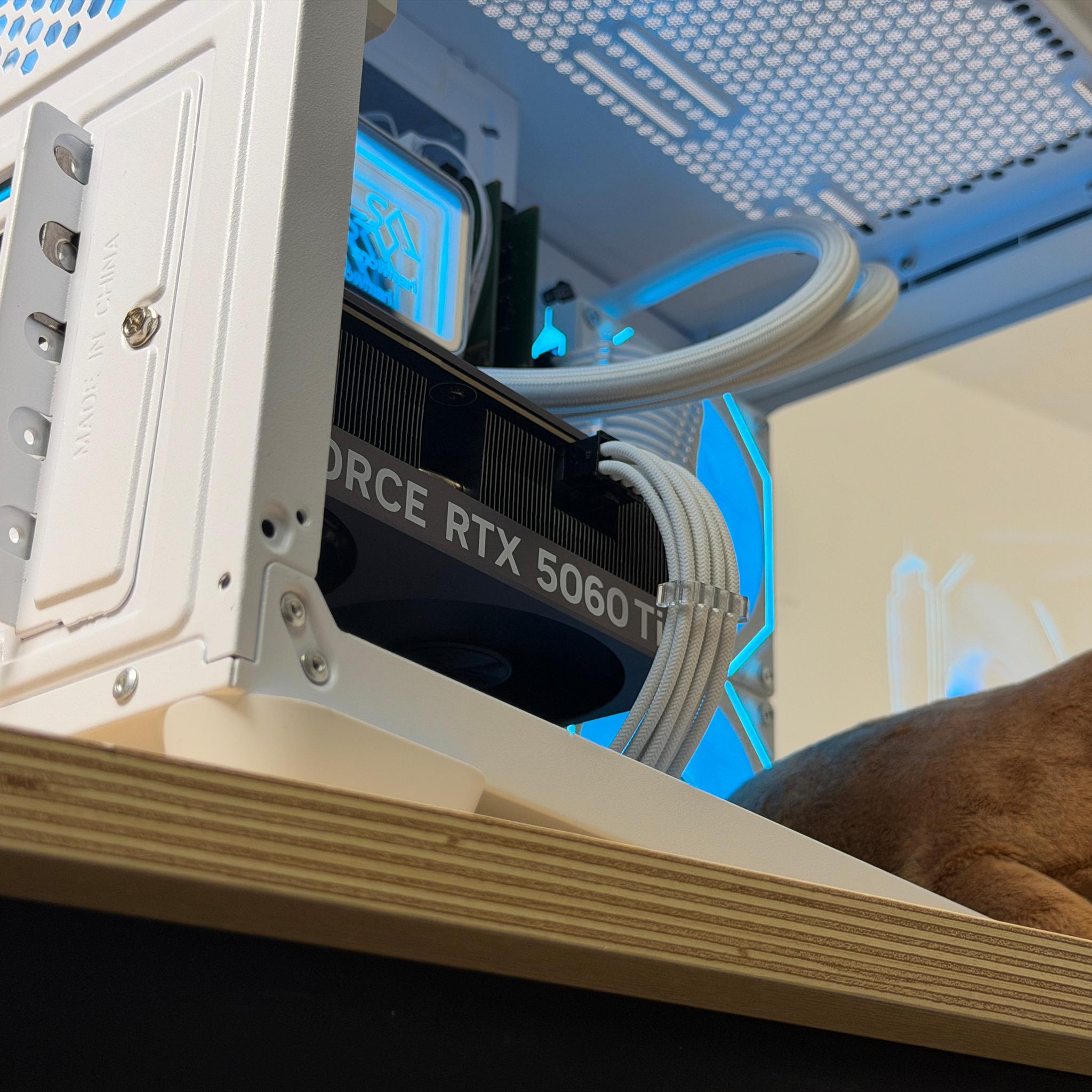 RYZEN RTX 5060 Ti 8GB Custom Gaming PC - Ryzen 5 9600X