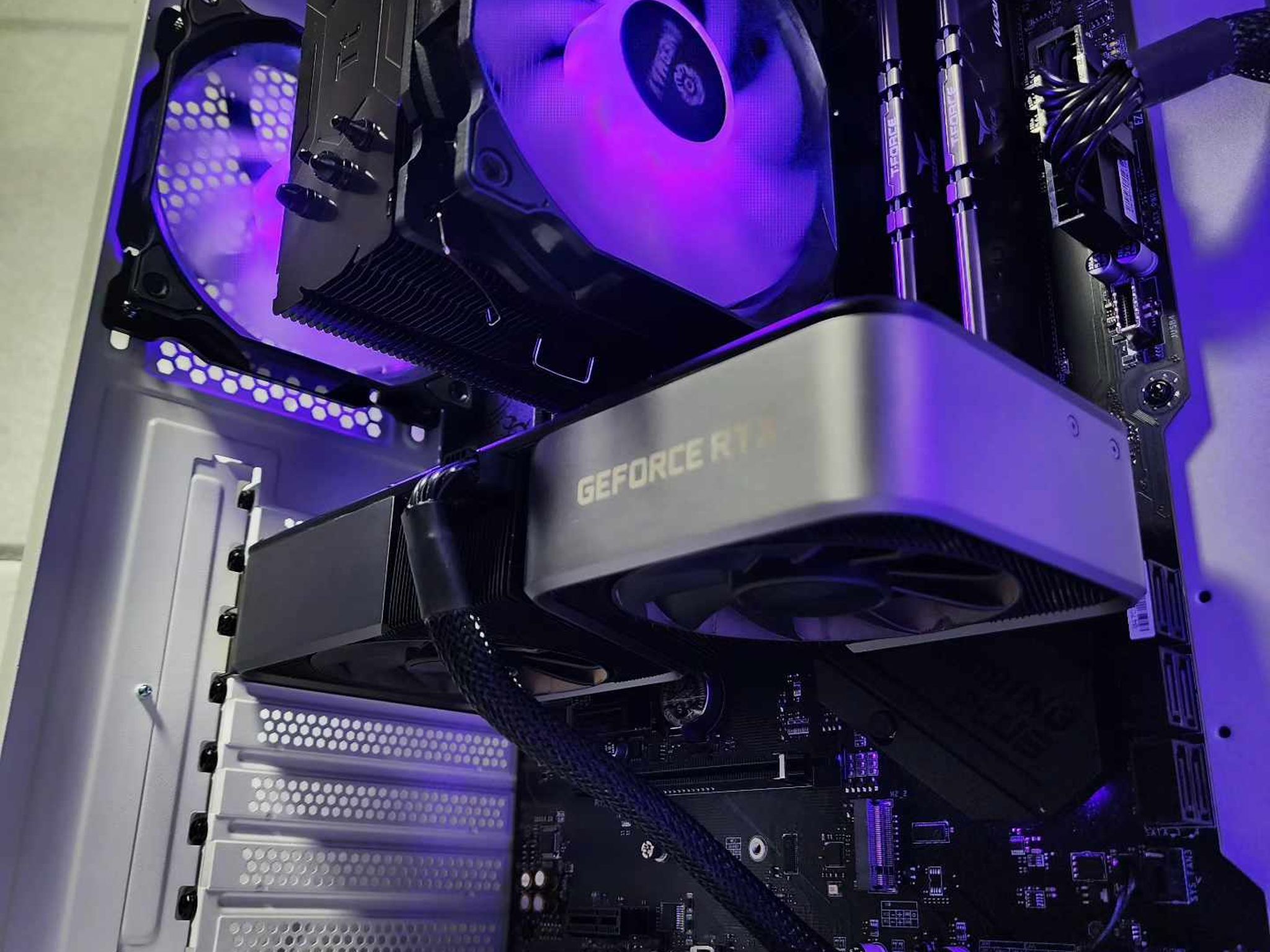 🤍💜RTX 3070 | Ryzen 5 5600G | 32GB 3200MHz | 1TB NVMe Gen 3