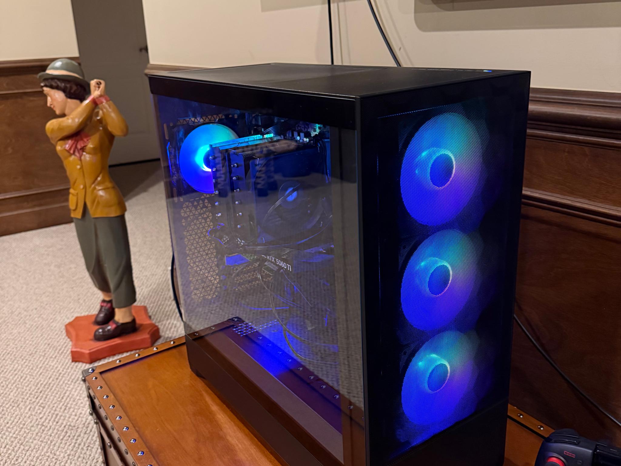 Ryzen 5 5500 + RTX 5060 Ti 16GB Gaming PC