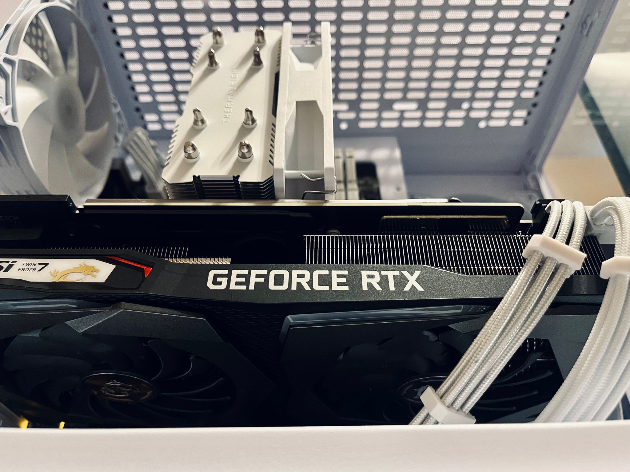 Custom Gaming PC |2070 Super // Ryzen 3600 // 512GB SSD + 1TB|