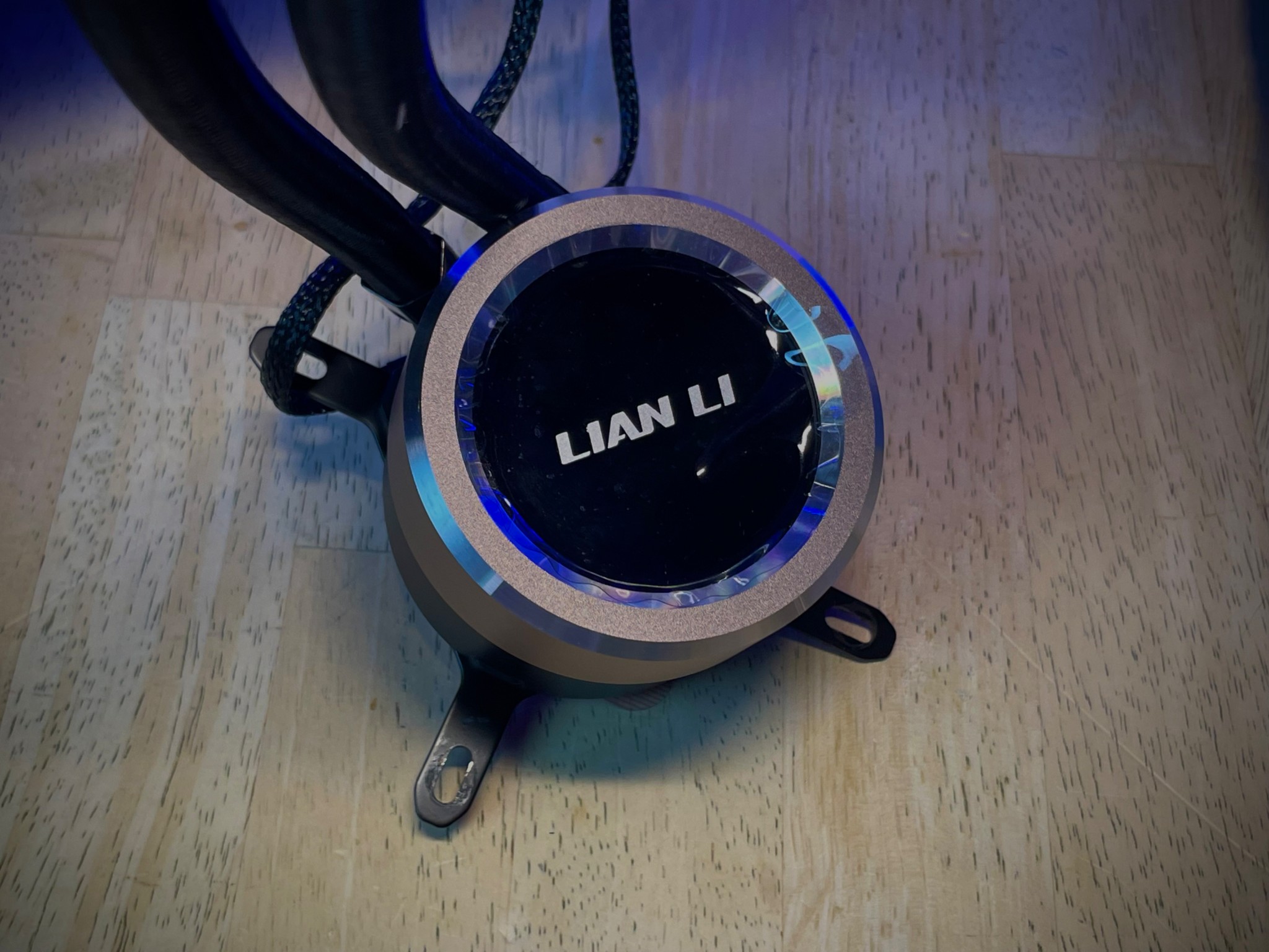 Lian Li Galahad 360 UNI FAN SL Edition AIO (Copy 1)