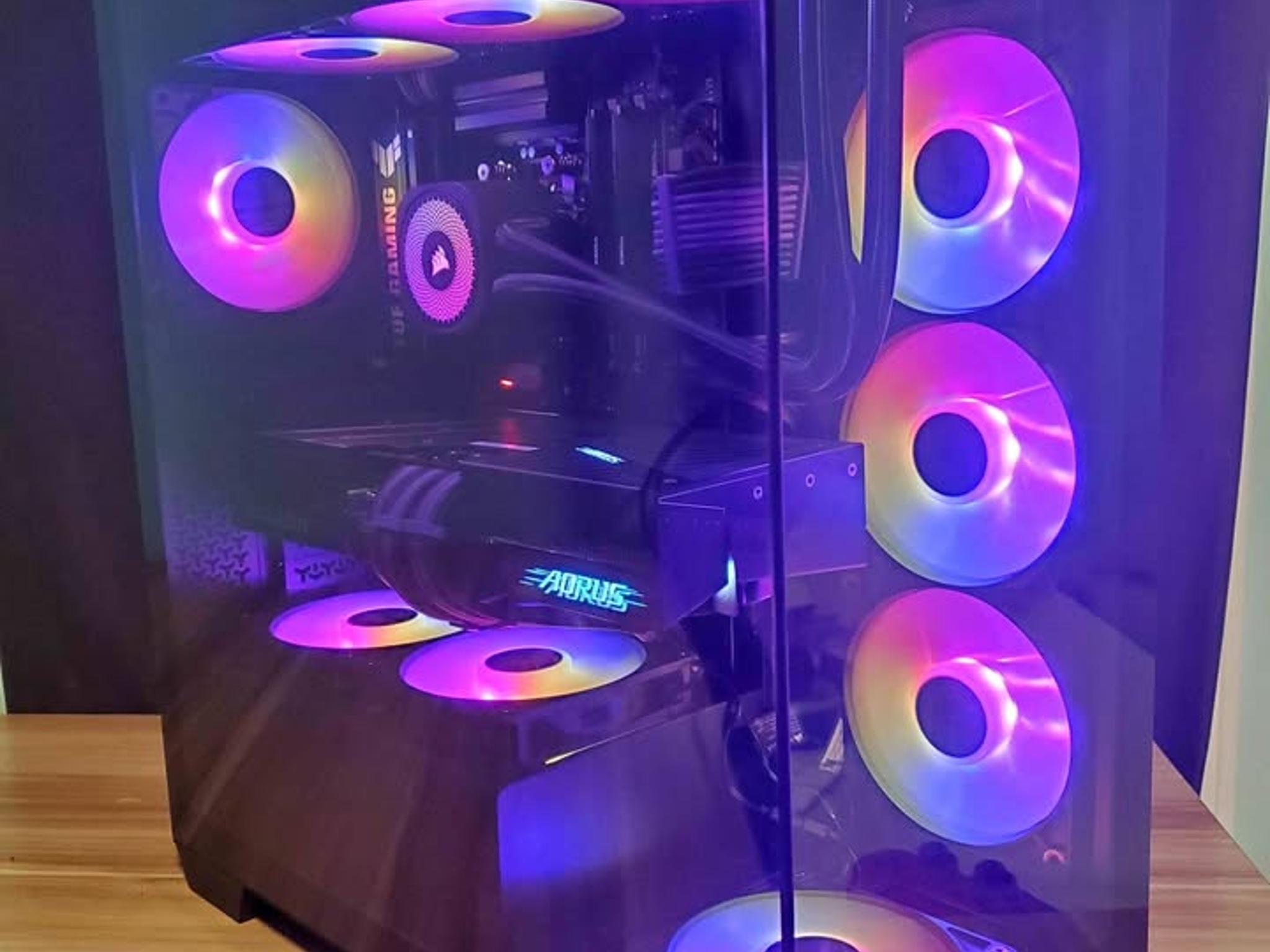 Radeon RX 9070 XT Custom Gaming PC - Ryzen 7 9850X3D, 32GB RAM