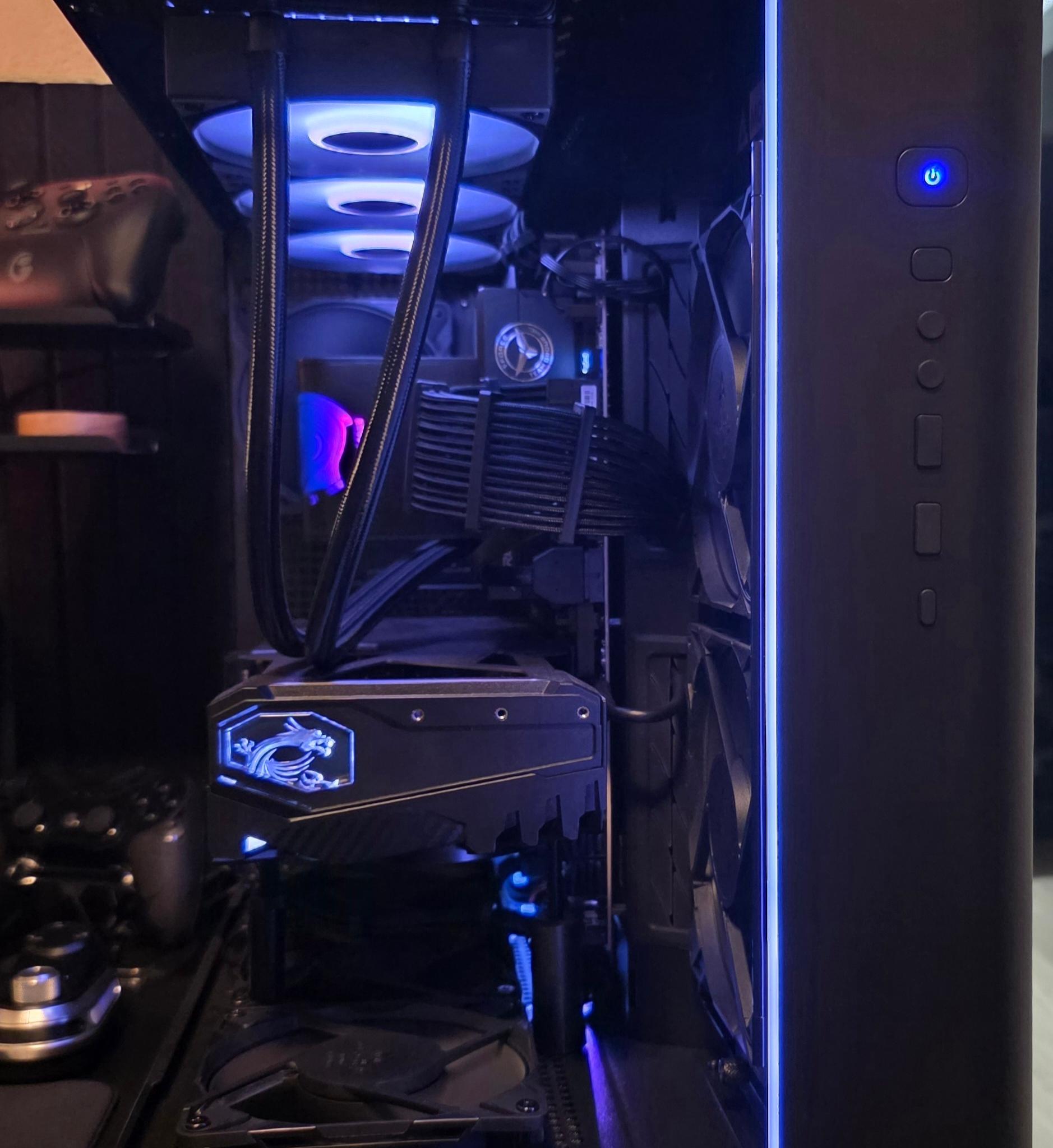 5070Ti & CORE ULTRA 7 265k