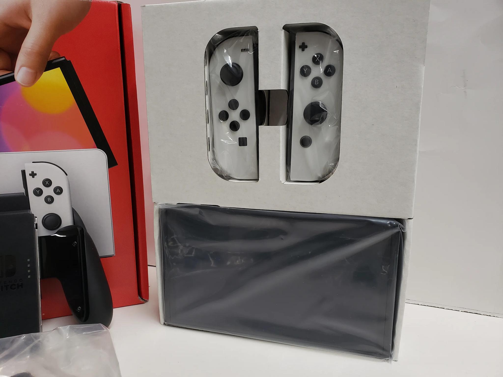 Nintendo Switch OLED Model w/ White Joy-Controllers