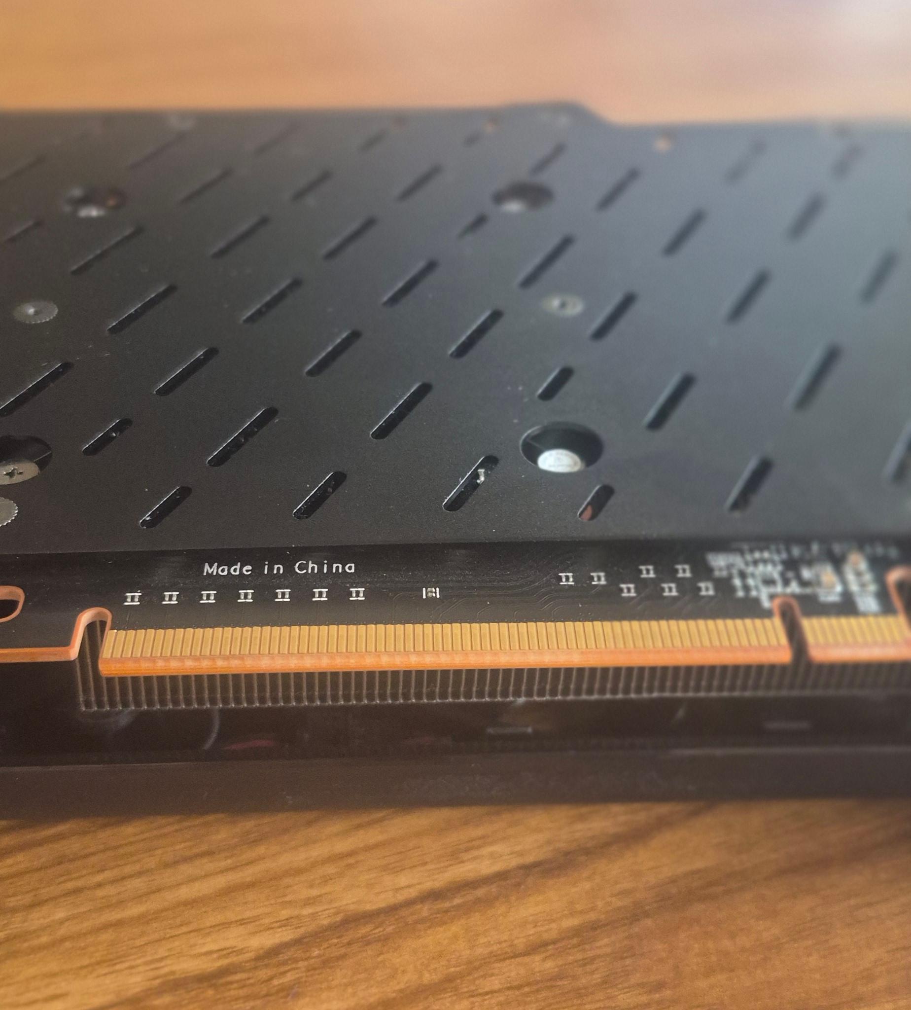 XFX Speedster SWFT 319 Radeon RX 6800