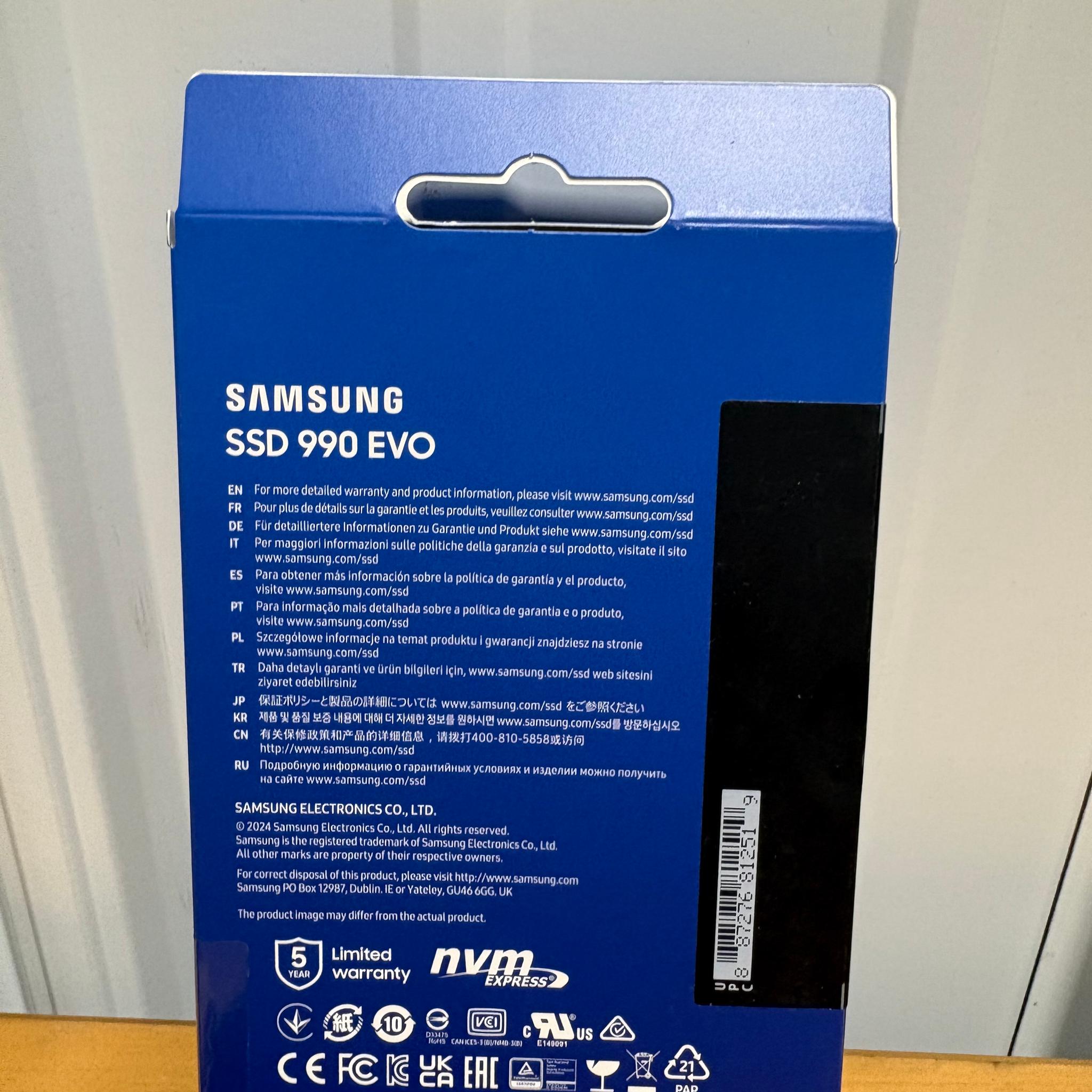 SAMSUNG 990 EVO SSD 1TB, PCIe Gen 4x4, Gen 5x2 M.2 2280 NVMe SSD, Up to 5,000MB/s