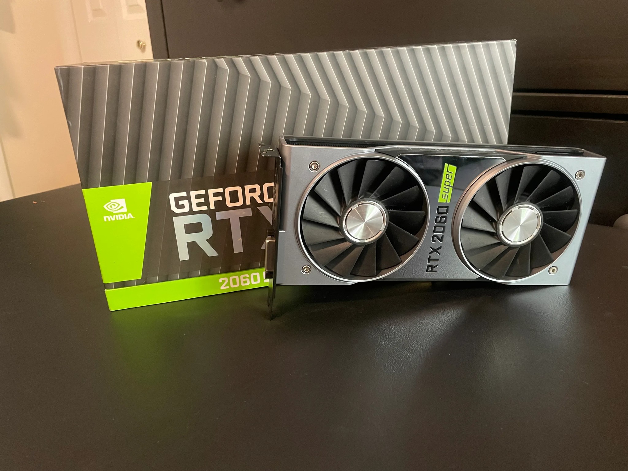 RTX 2060 SUPER Founders Edition w/Box + Manuals