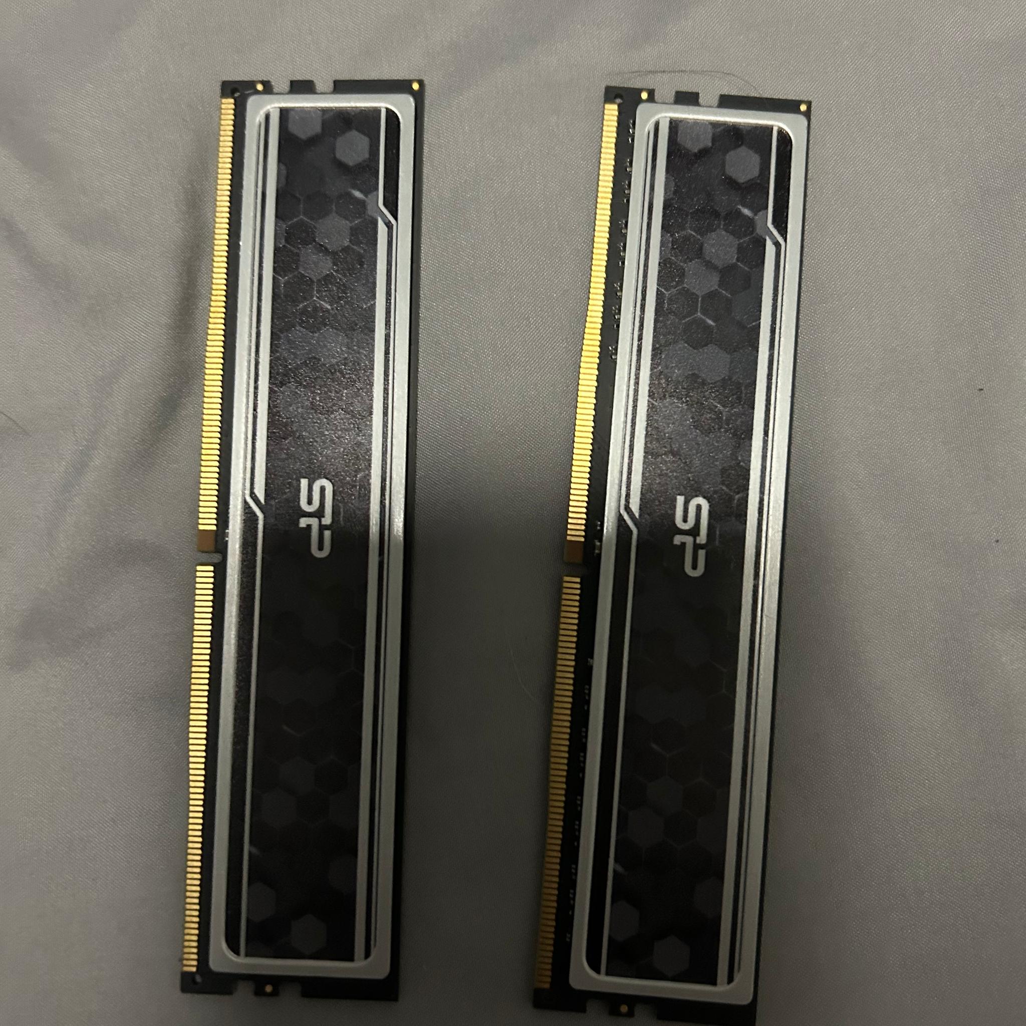 Silicon power ddr4 16gb (8gbx2) 3200 MHz CL16