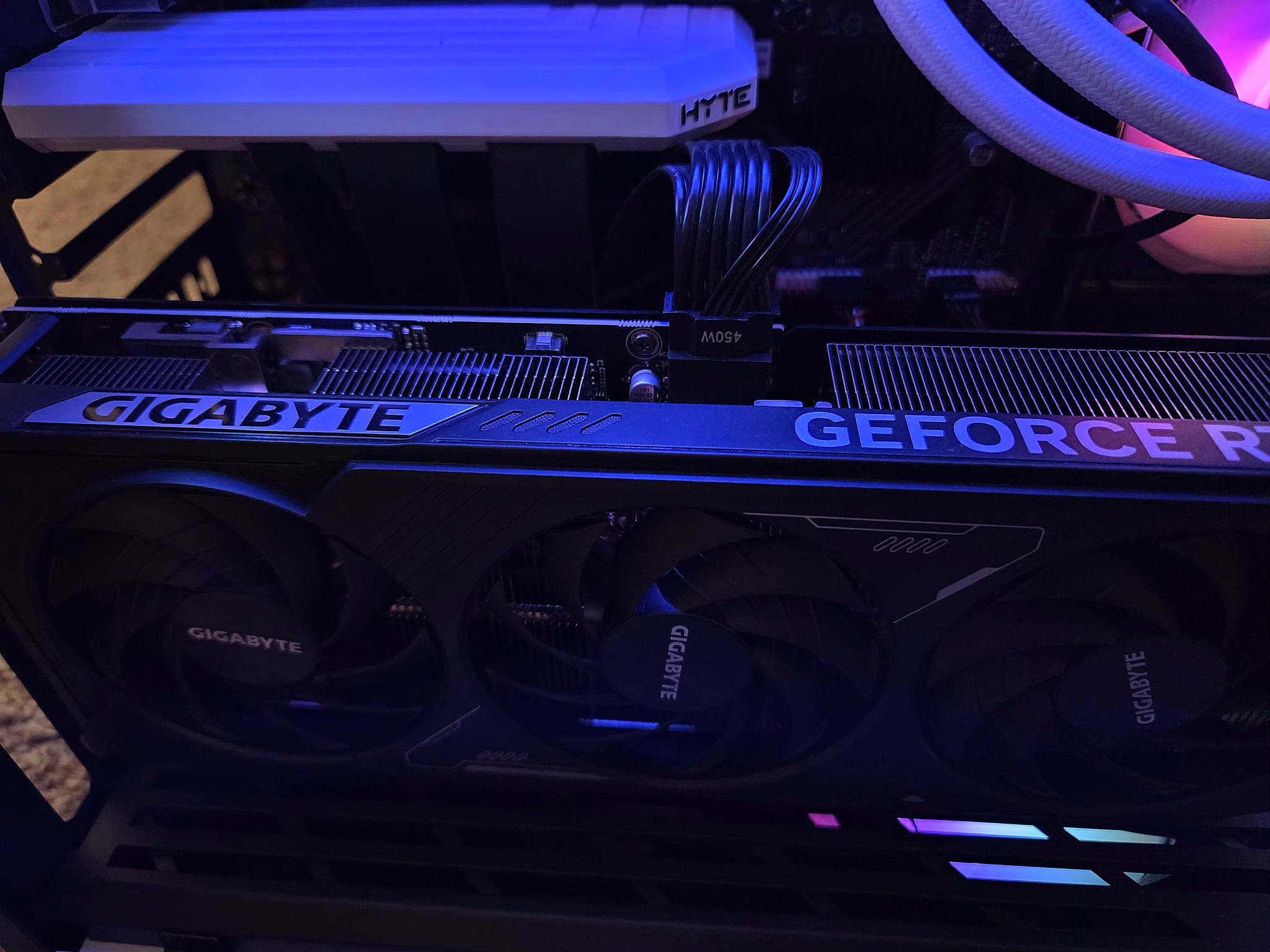 RTX 5070 12GB | Ryzen 9 7900 | 32GB DDR5 | 1TB NVME | GOLD PSU | Windows 11 | WIFI
