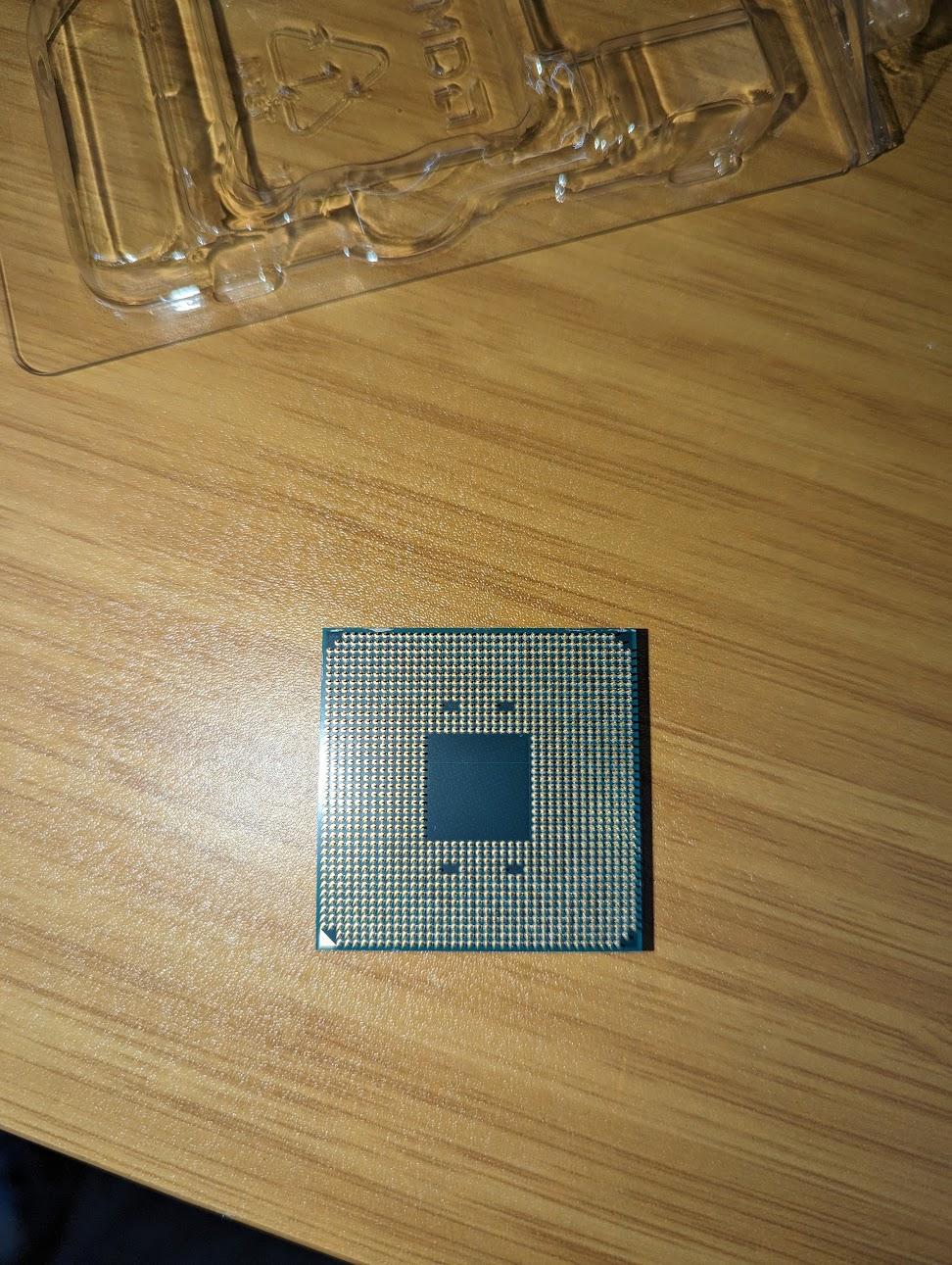 AMD 3700X