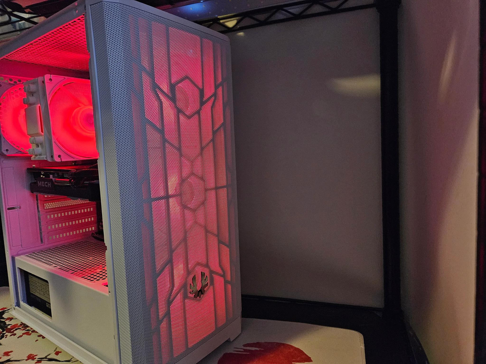 END OF SUMMER SALE! Gaming Rig Ryzen 5 / 32GB DDR4/ 1TB SSD / RX 6600