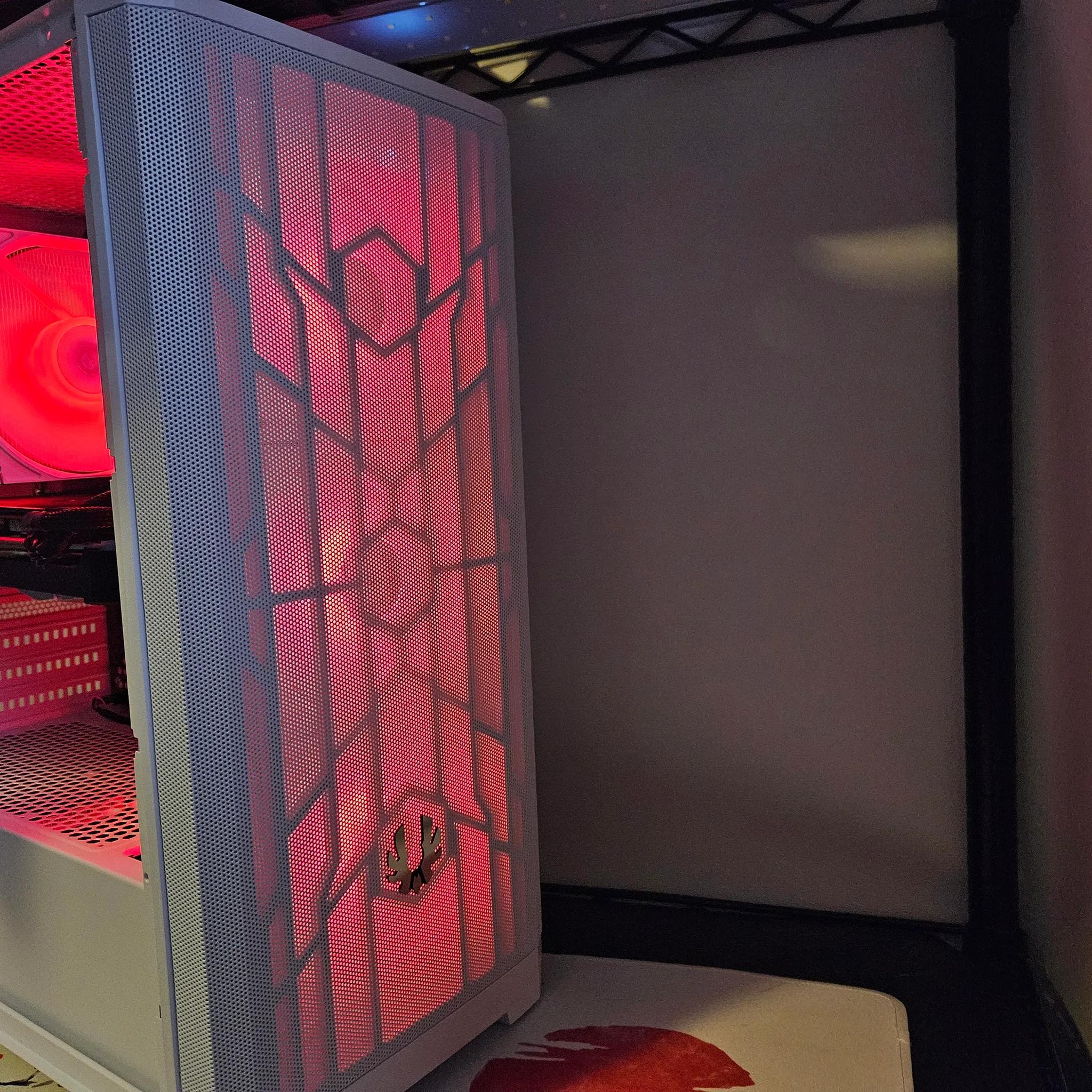 END OF SUMMER SALE! Gaming Rig Ryzen 5 / 32GB DDR4/ 1TB SSD / RX 6600