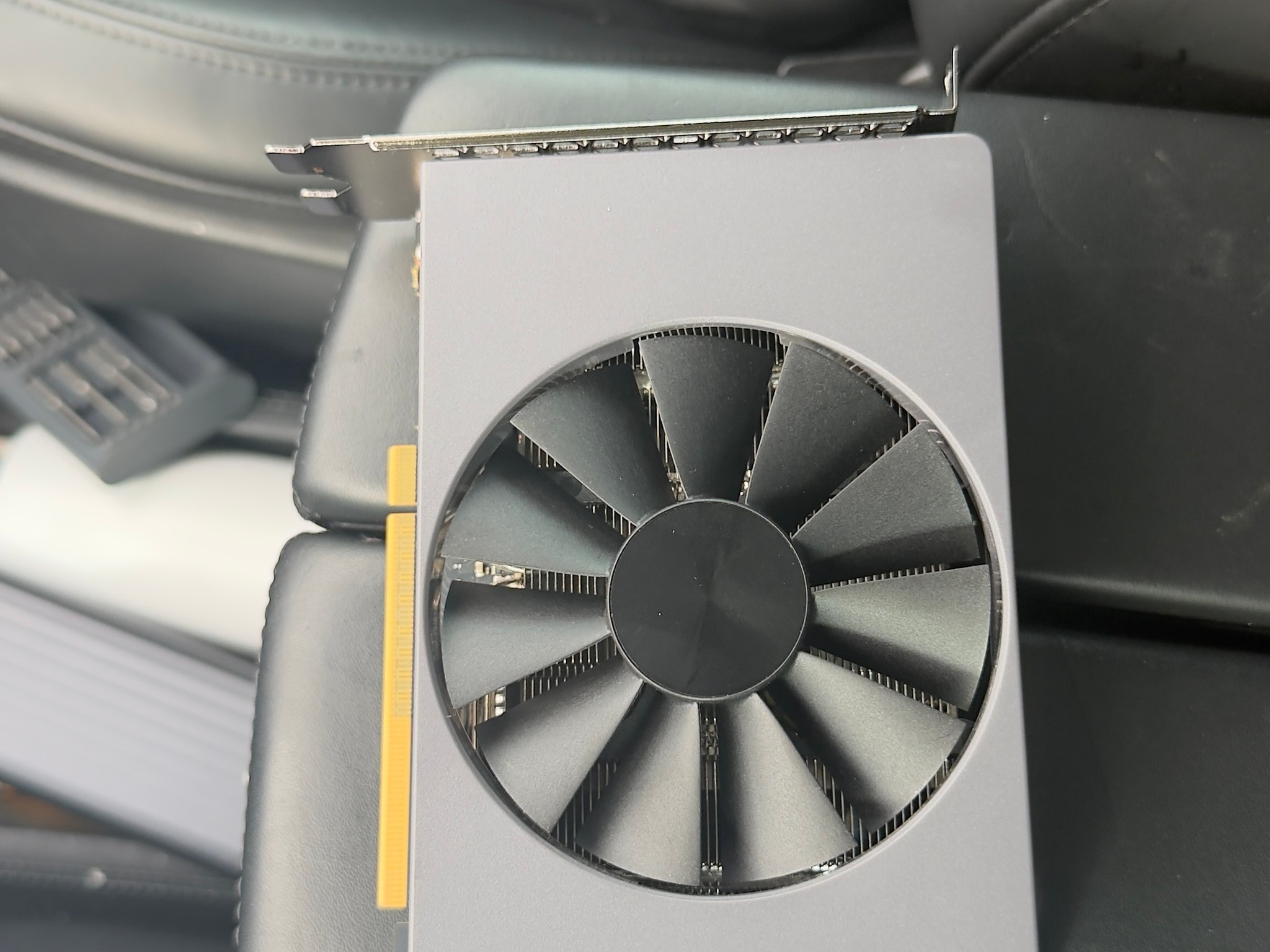 Nvidia RTX 5060 (Single fan)