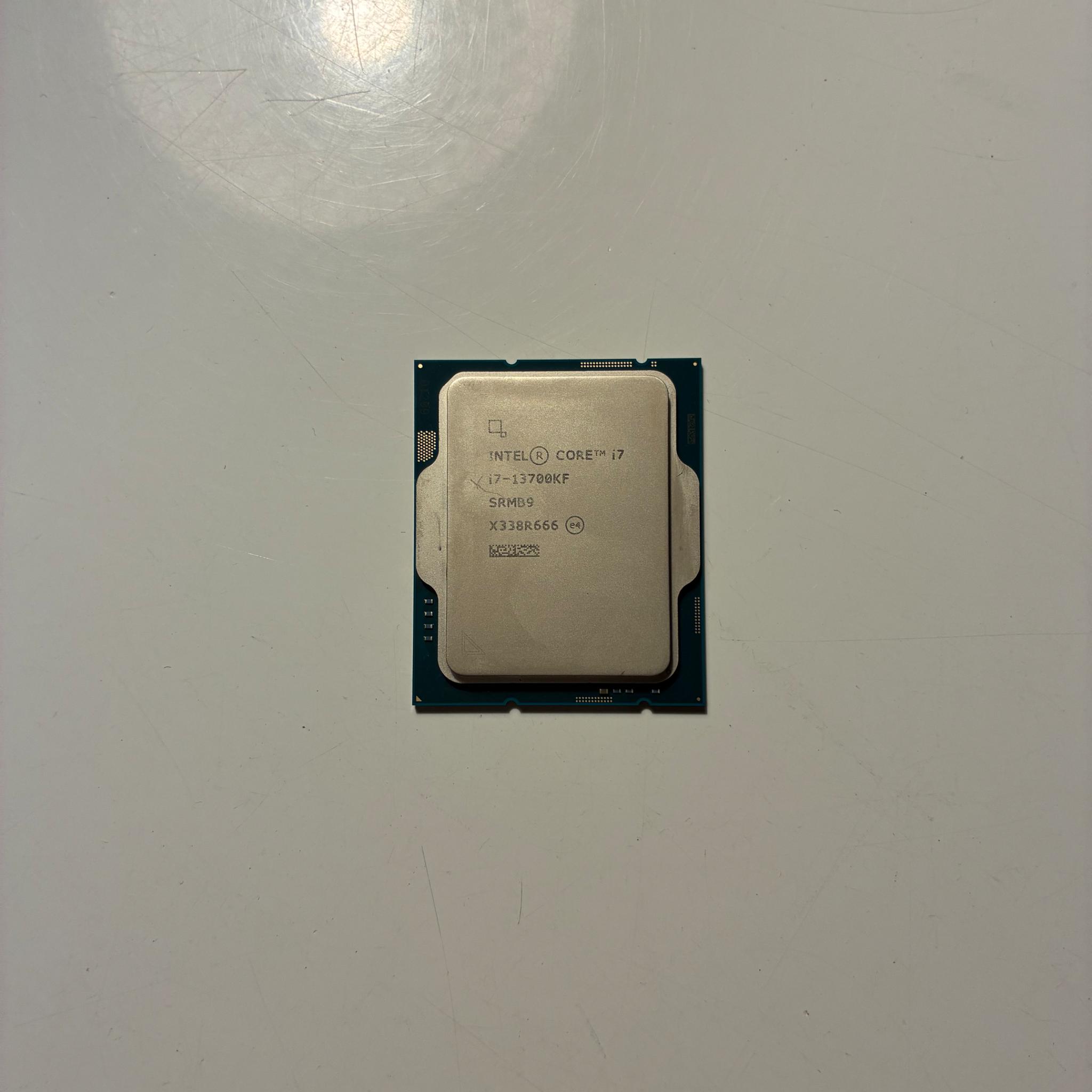 i7-13700KF - LGA 1700 CPU