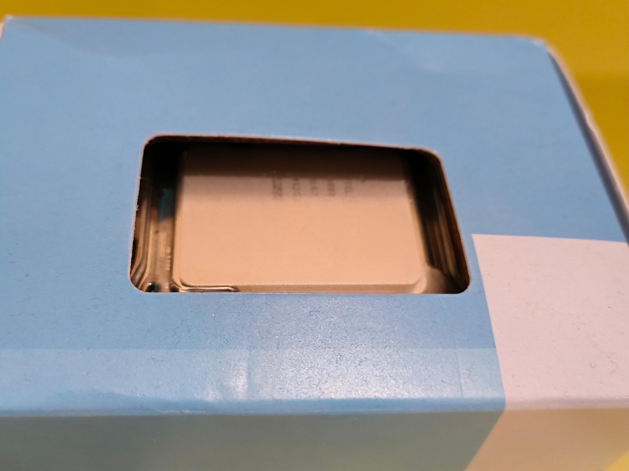 Intel Celeron G6900