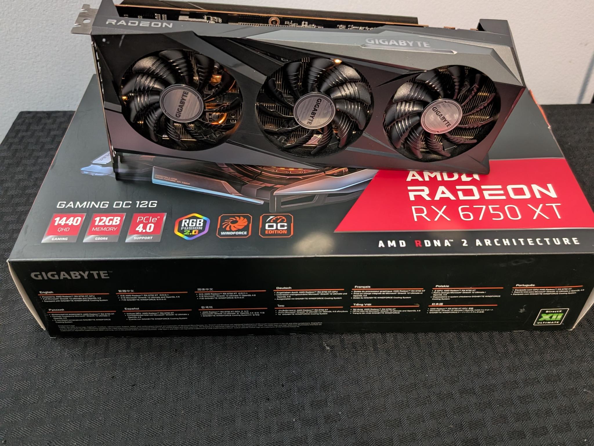 Gigabyte GAMING OC Radeon RX 6750 XT