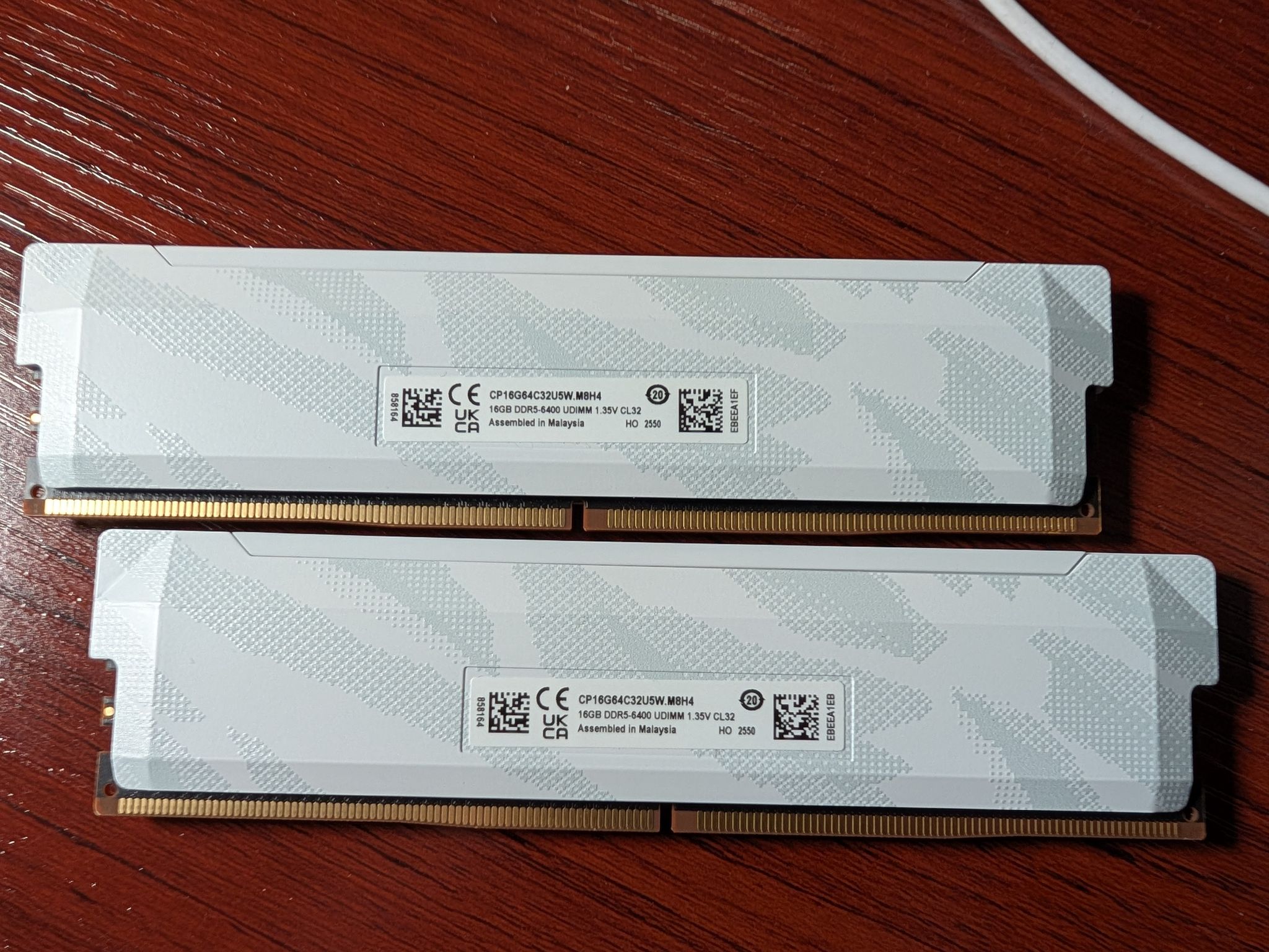 Crucial Pro OC 32GB (2x16GB) DDR5 6400 CL32 RAM