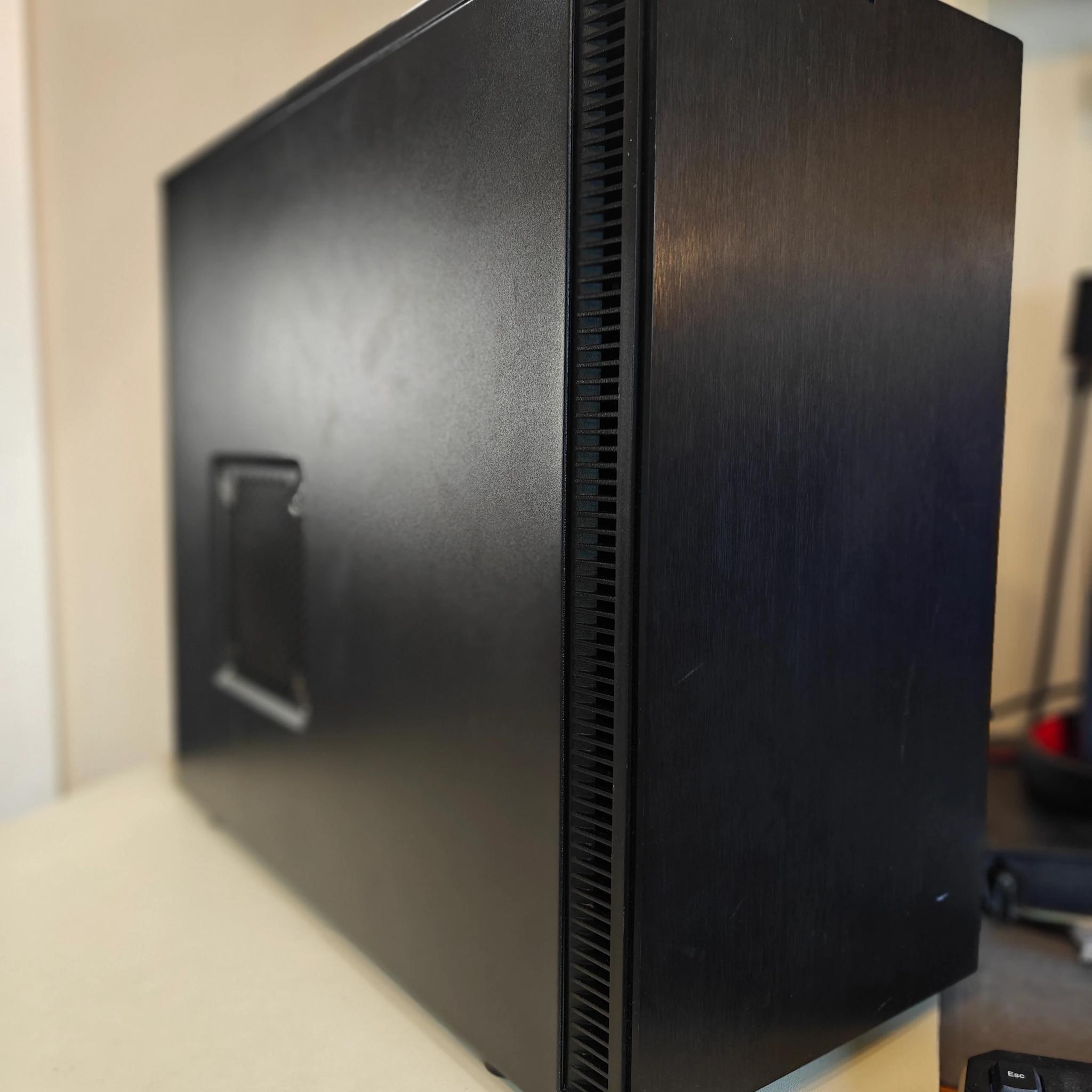 💰🖤🦾🤫 Massive 1080p Value | Ryzen 5 5500 | Radeon RX 6650 XT | Corsair VENGEANCE 32GB