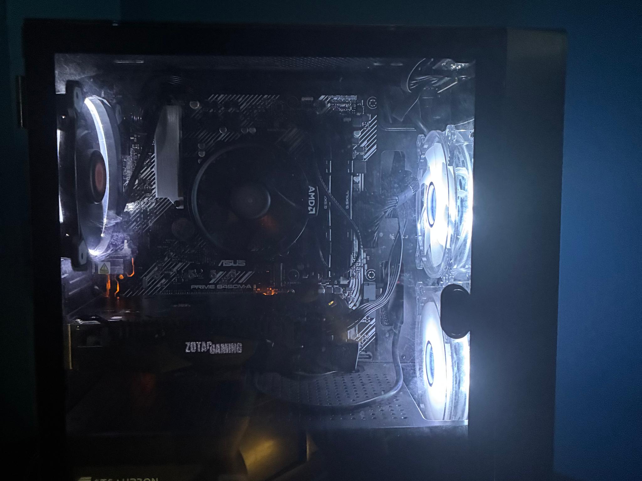 Ryzen 5 5500 Zotac RTX 2060 6GB G.Skill Ripjaws V 16GB DDR4-3200 Gaming PC