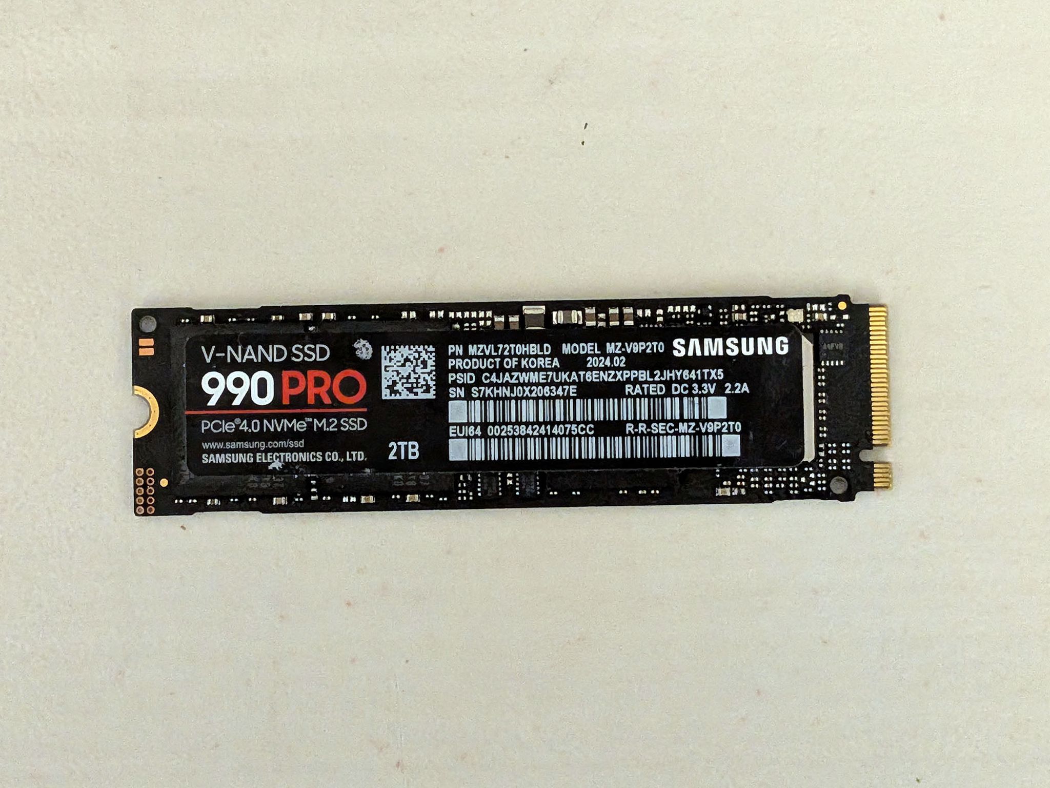 Samsung 990 PRO 2TB NVMe SSD – PCIe 4.0 M.2 2280 – Up to 7,450 MB/s