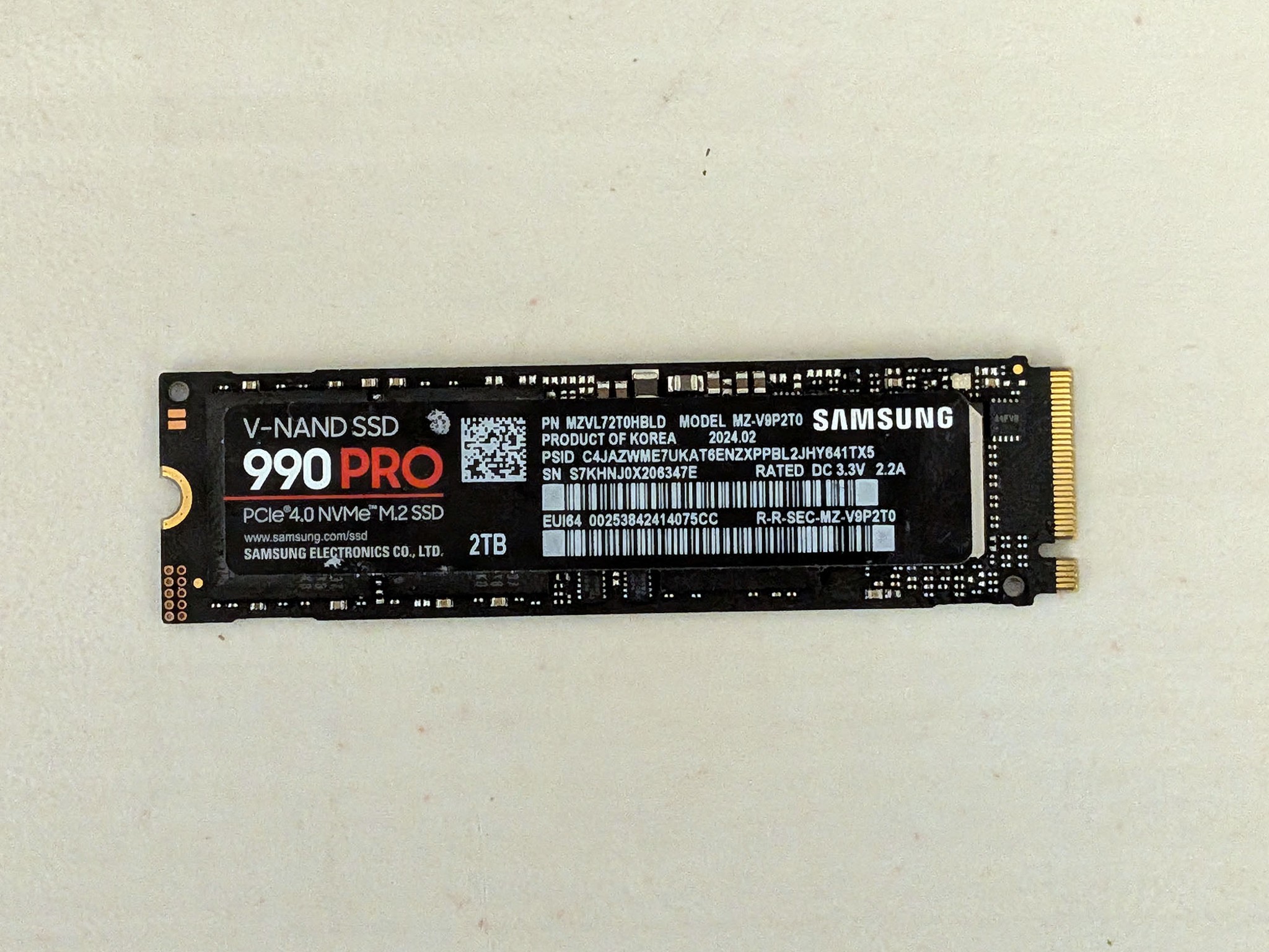 Samsung 990 PRO 2TB NVMe SSD – PCIe 4.0 M.2 2280 – Up to 7,450 MB/s