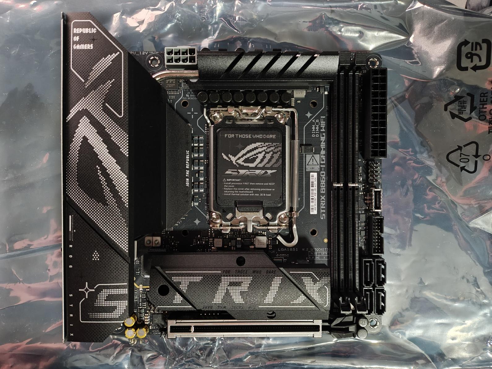 ASUS ROG STRIX B860-I GAMING WIFI B860 LGA 1851 Mini-ITX