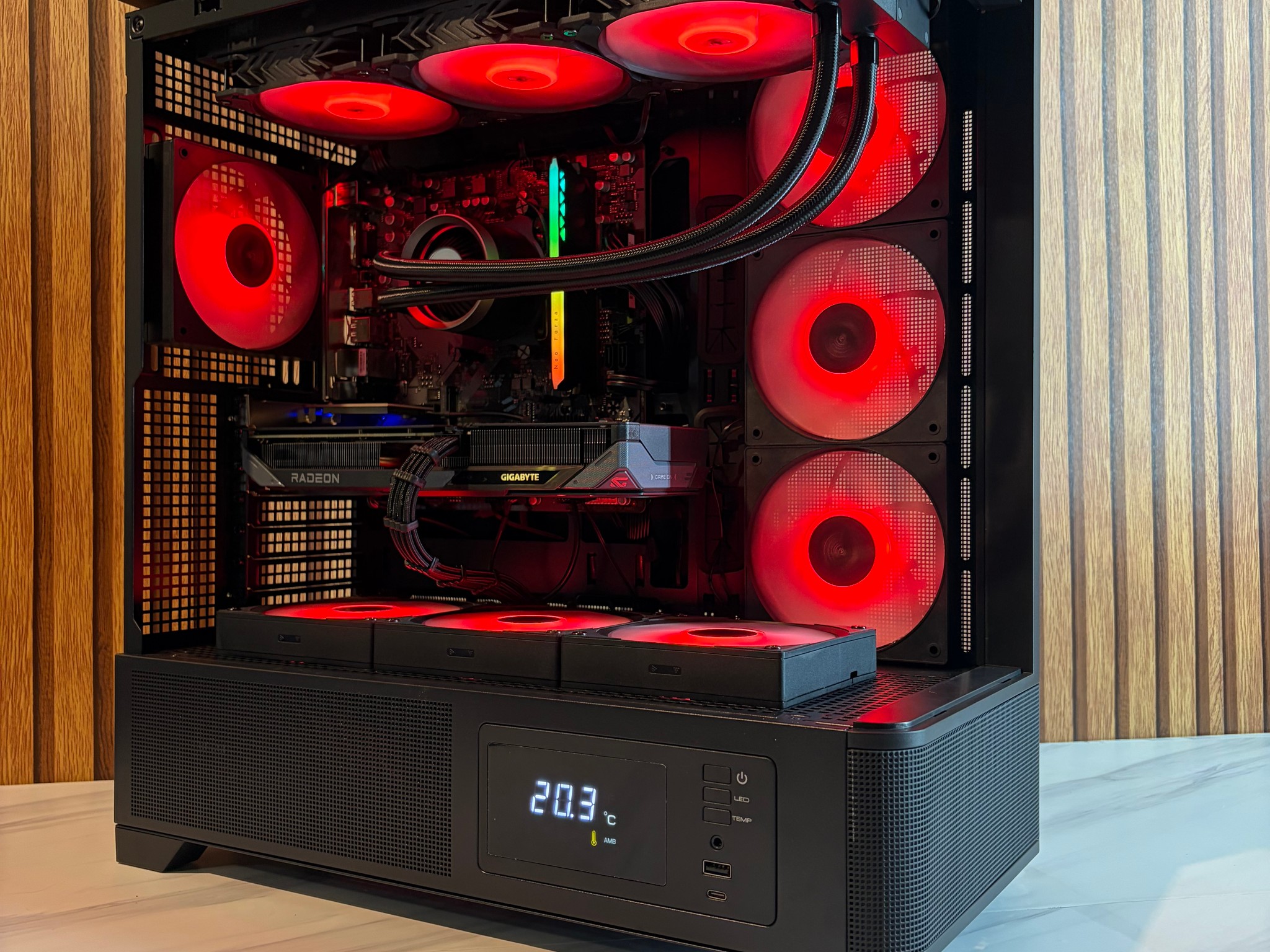 9060XT 16GB | RYZEN 5 9600X  | 16GB DDR5 | 650W | 360MM