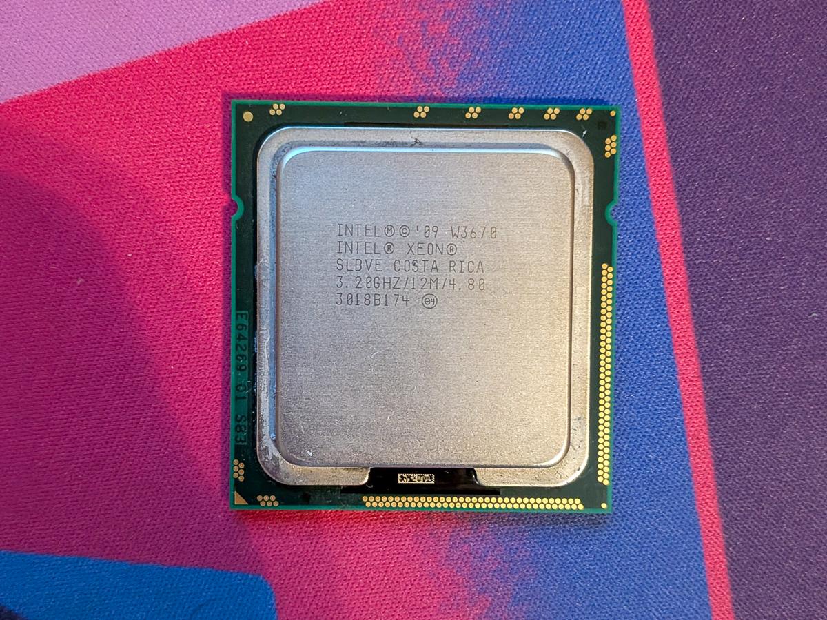 Intel Xeon W3670 3.2Ghz 6 Core 12 Thread 12Mb LGA 1366