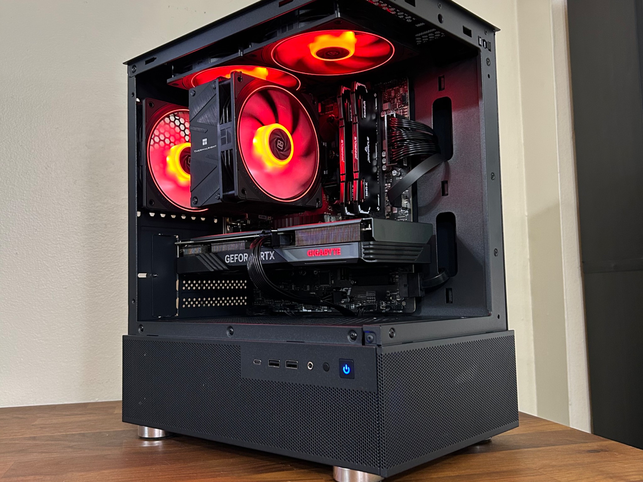 RTX 4060 | Ryzen 5 5500 | 32GB DDR4 | 1TB NVMe | The Dark Officer RTX