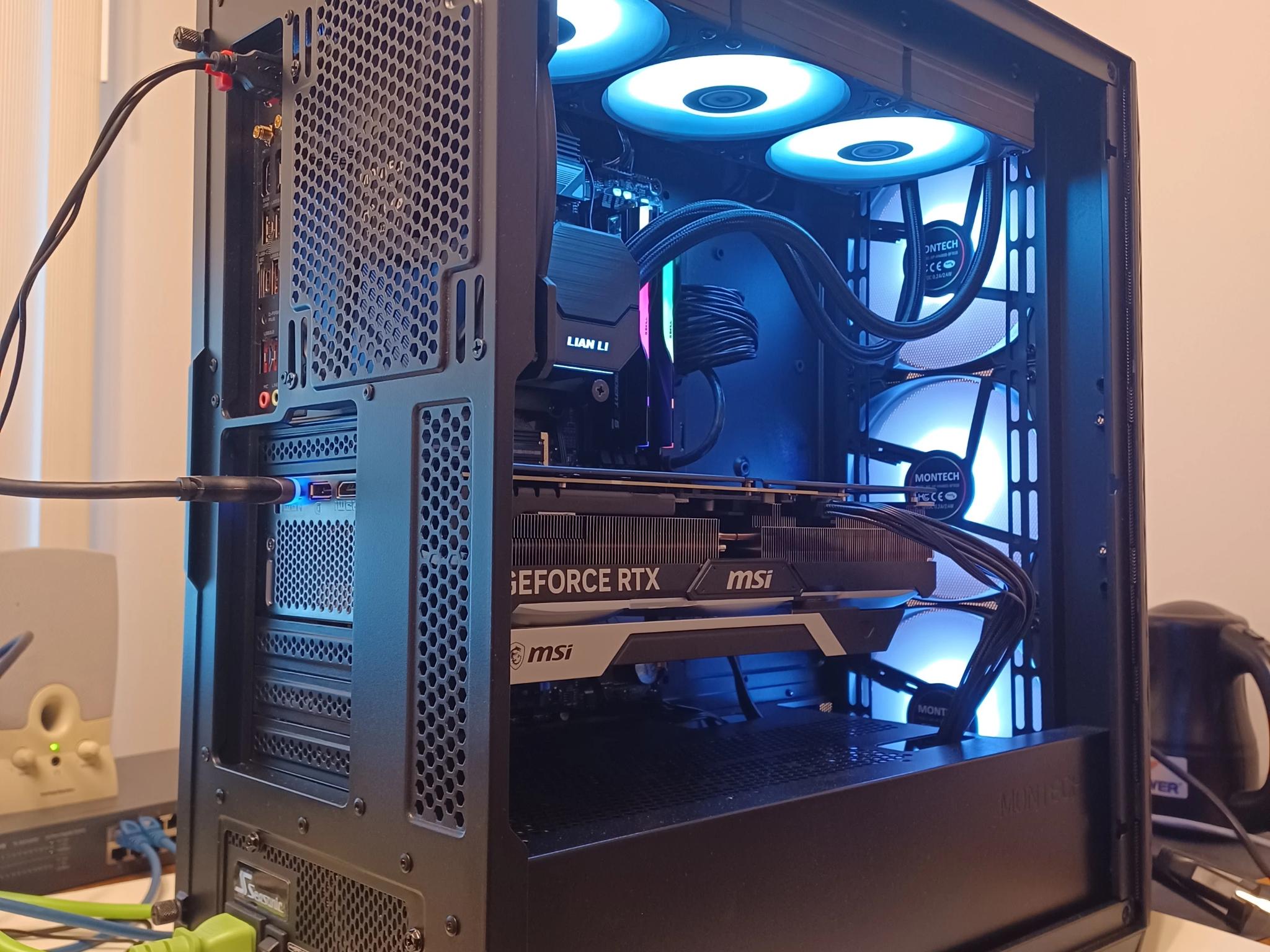 [model012unit0] 4K Gaming Mid-Tower (RTX 4080 Super + Ryzen 7 9800X3D + 64GB DDR5)